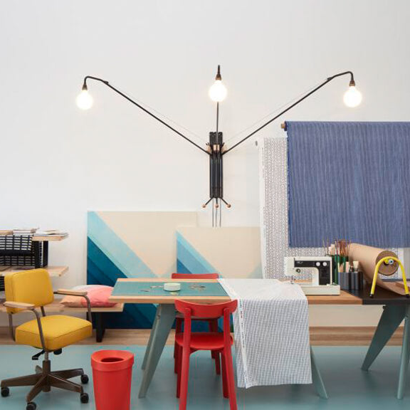 Mobile / WhiteMenu / Potence Wall Lamp made by Vitra