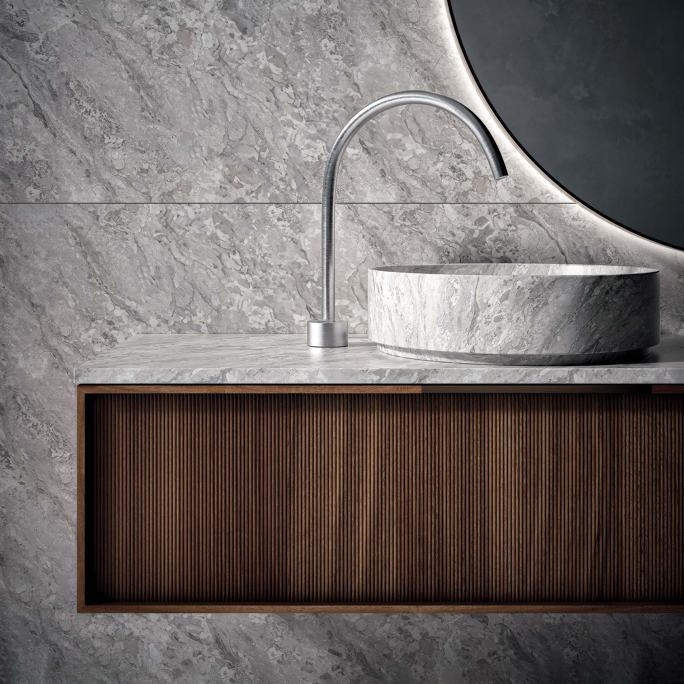 Cornice Viaveneto