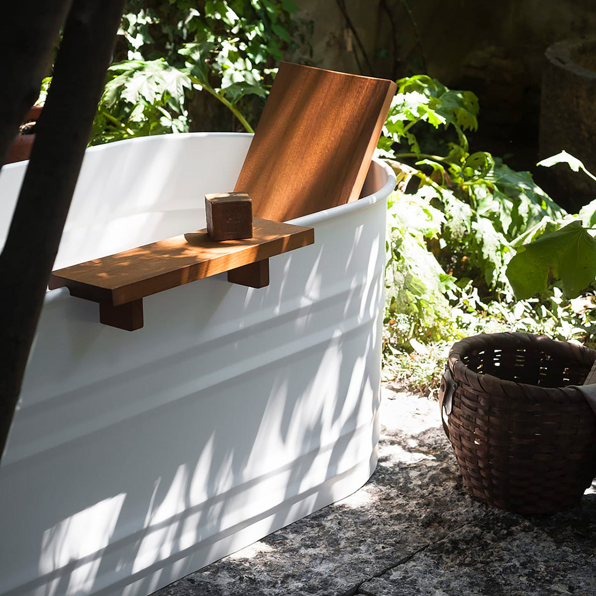 Mobile / Vieques Bathtub, designed by Patricia Urquiola for Agape