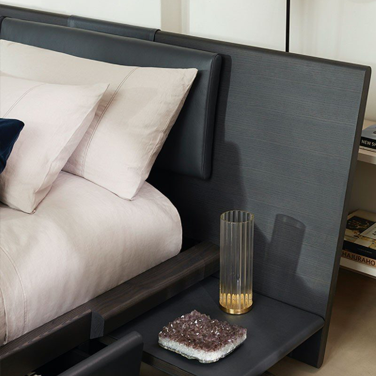 Mobile / WhiteMenu / Acute, designed by Rodolfo Dordoni3 made by Cassina