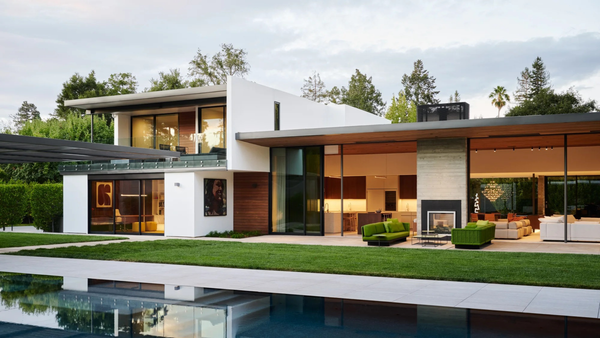 Selby Lane Residence