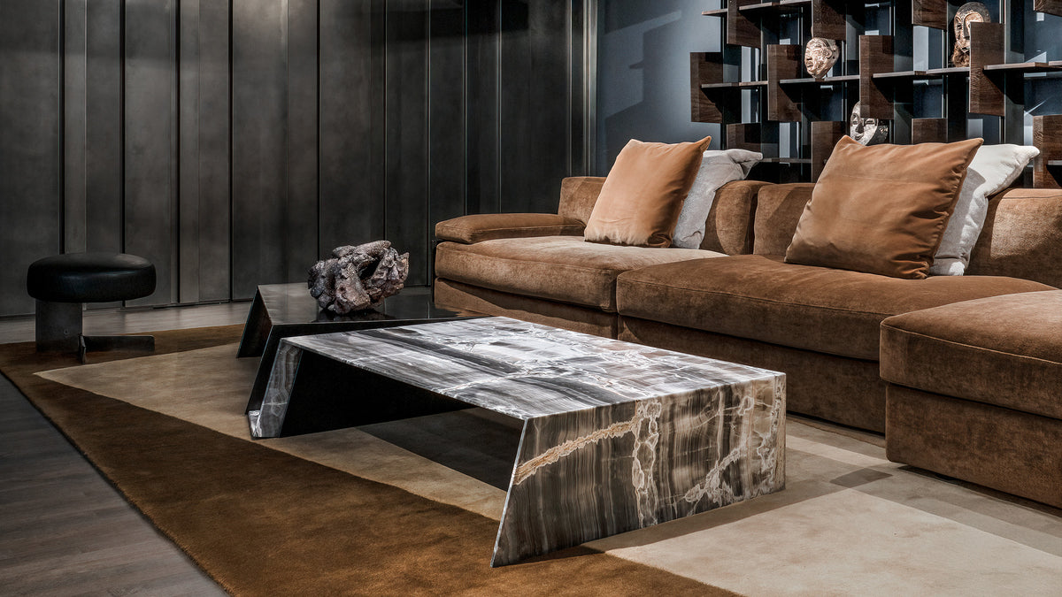 Henge Chicago Showroom - Luxury Sofa and Marble Tables