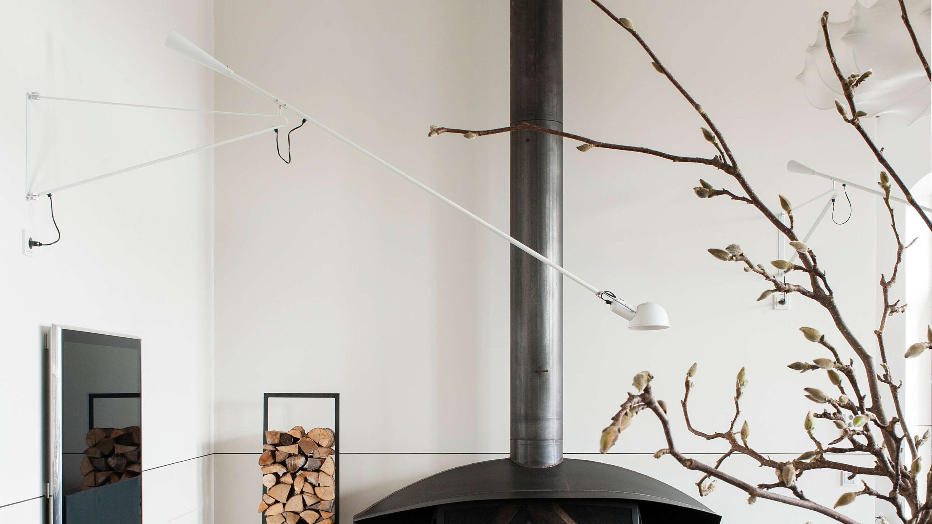 Desktop / 265 Wall Lamp, designed by Paolo Rizzatto made by Flos