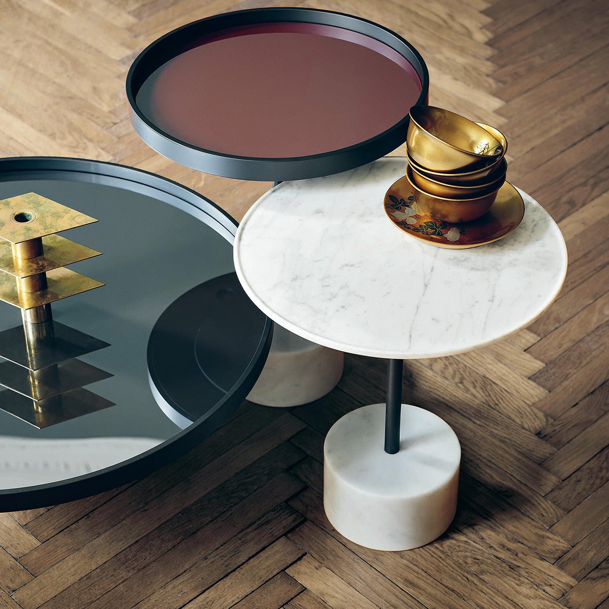 19 in - White Carrara Marble / Mobile / 9 Round Side Table, designed by Piero Lissoni for Cassina