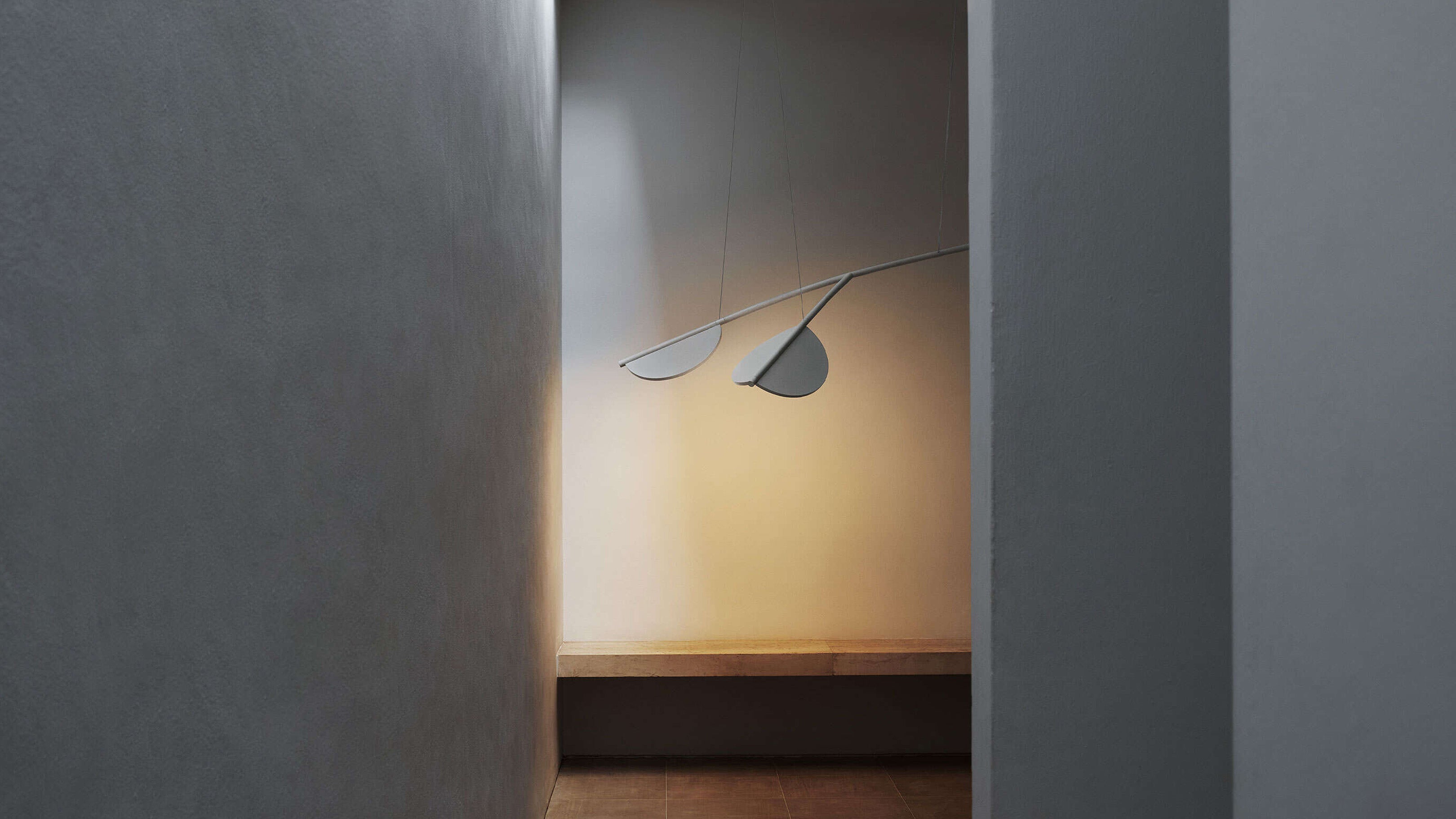 Desktop / Almendra, designed by Patricia Urquiola made by Flos