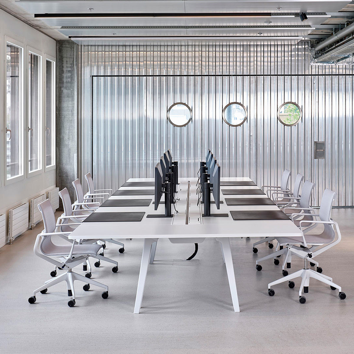 Mobile / Physix, designed by Alberto Meda for Vitra