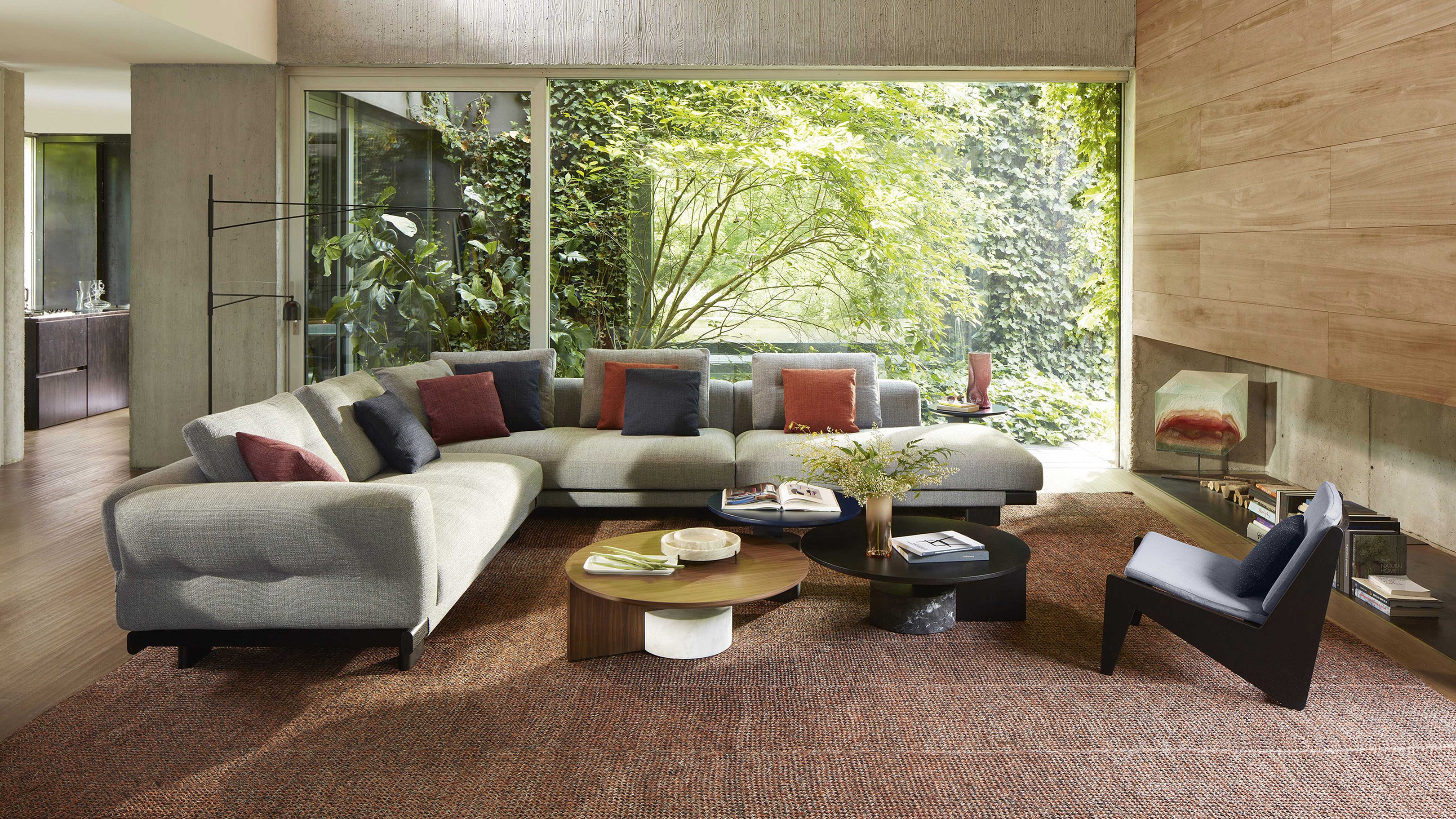 Desktop / Sengu Sofa, designed by Patricia Urquiola for Cassina