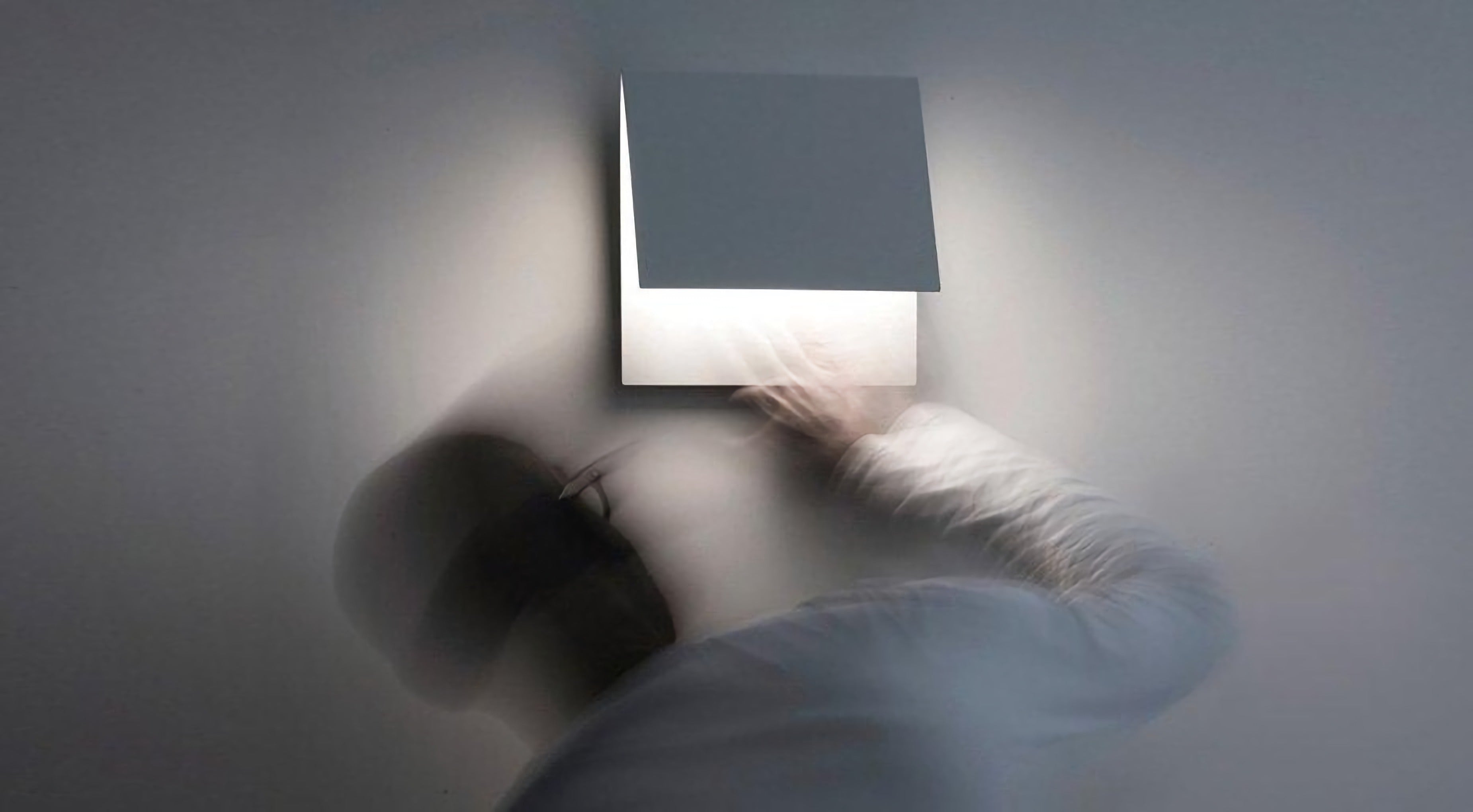 Desktop / WhiteMenu / Folder LED Wall, designed by 967 Design