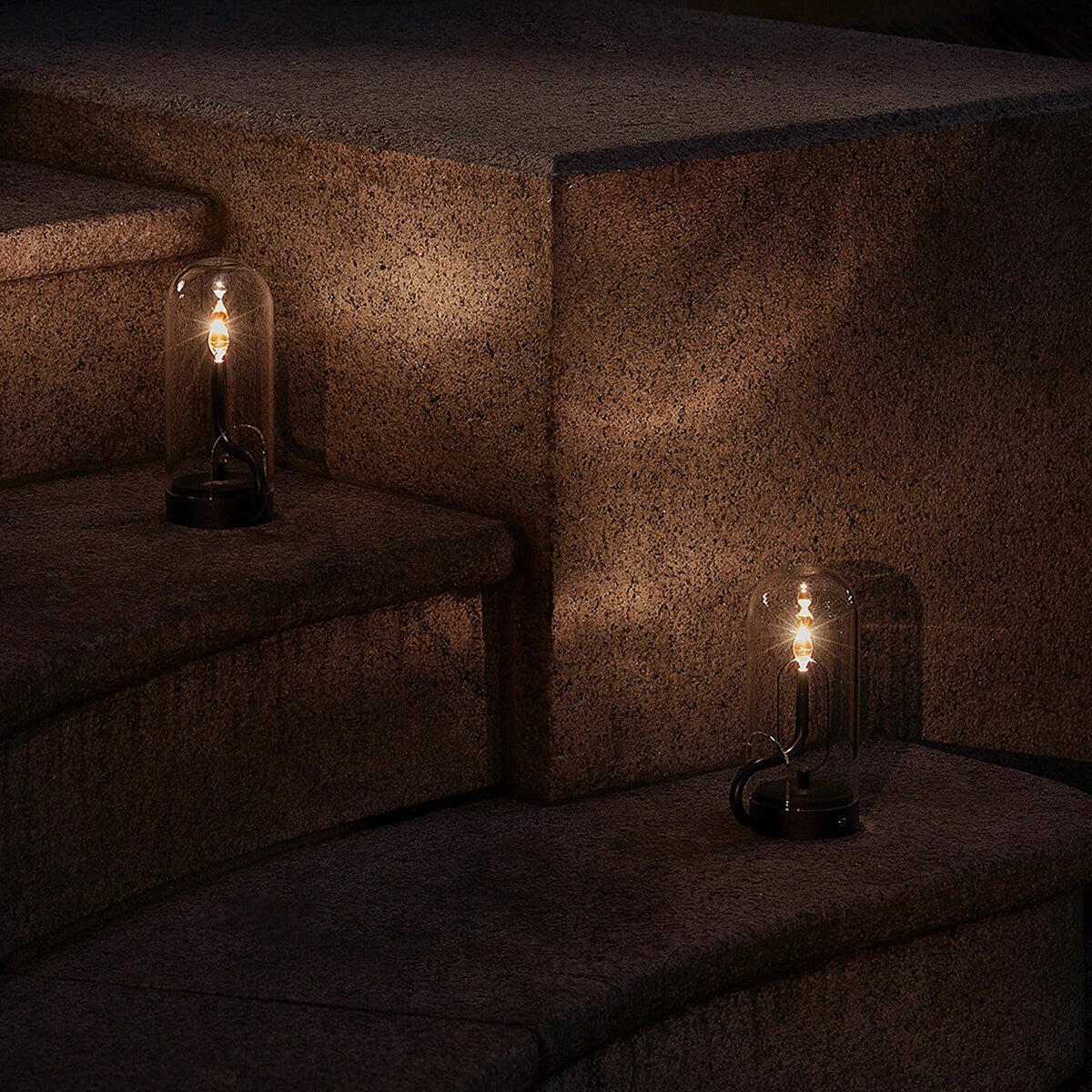 GeneralOption / Mobile / WhiteMenu / Hymn Cordless Lamp, designed by Hiroto Yoshizoe made by Ambientec
