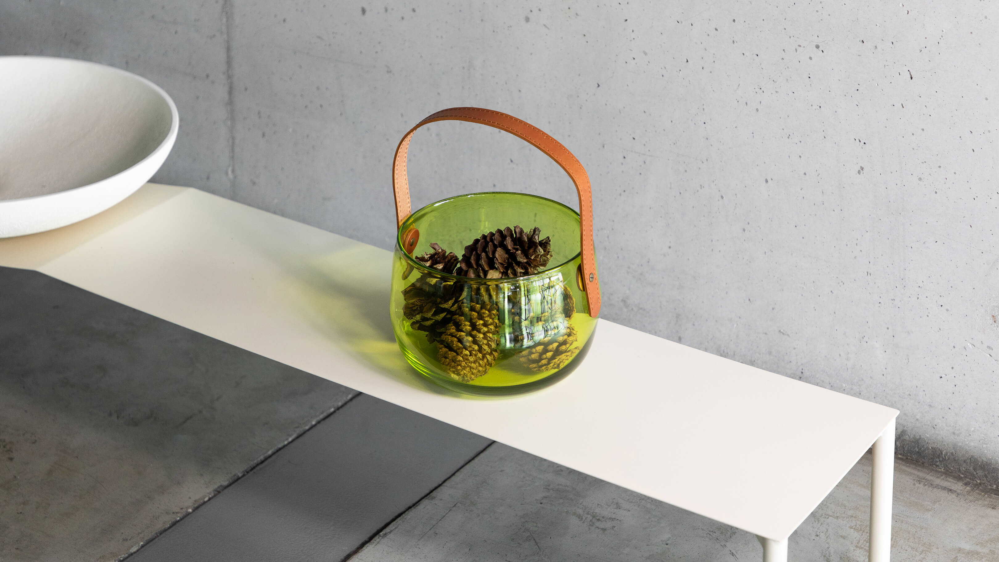 Olive / Desktop / BlackMenu / Shopper Glass Bowl, designed by Atelier de Verre Anvi