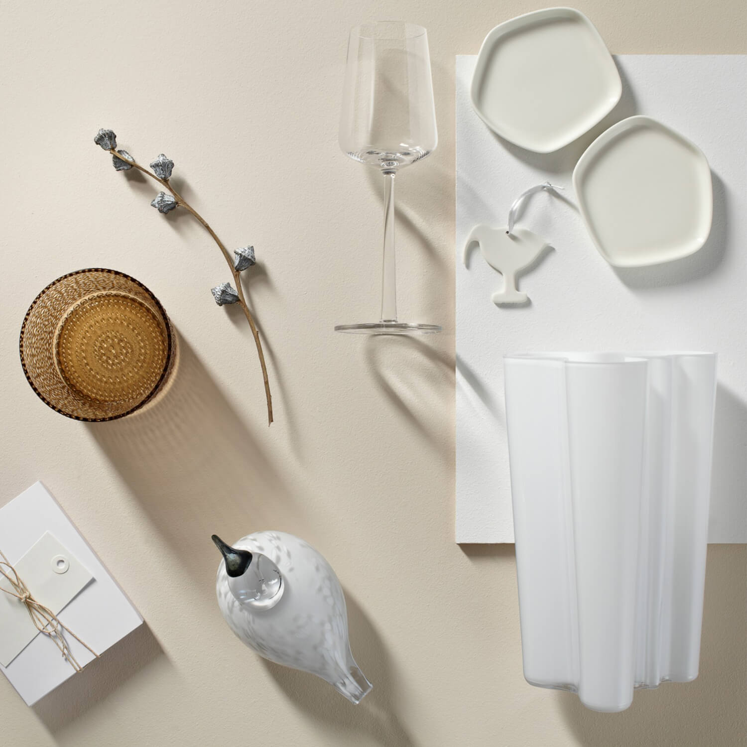 GeneralOption / Mobile / BlackMenu / Aalto Finlandia Vase, designed by Alvar Aalto