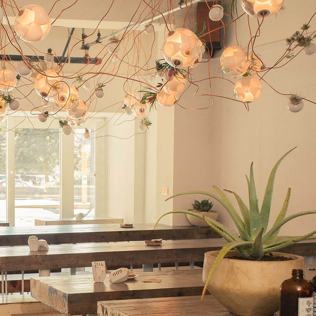 Mobile / WhiteMenu / 38 Series designed by Omer Arbel