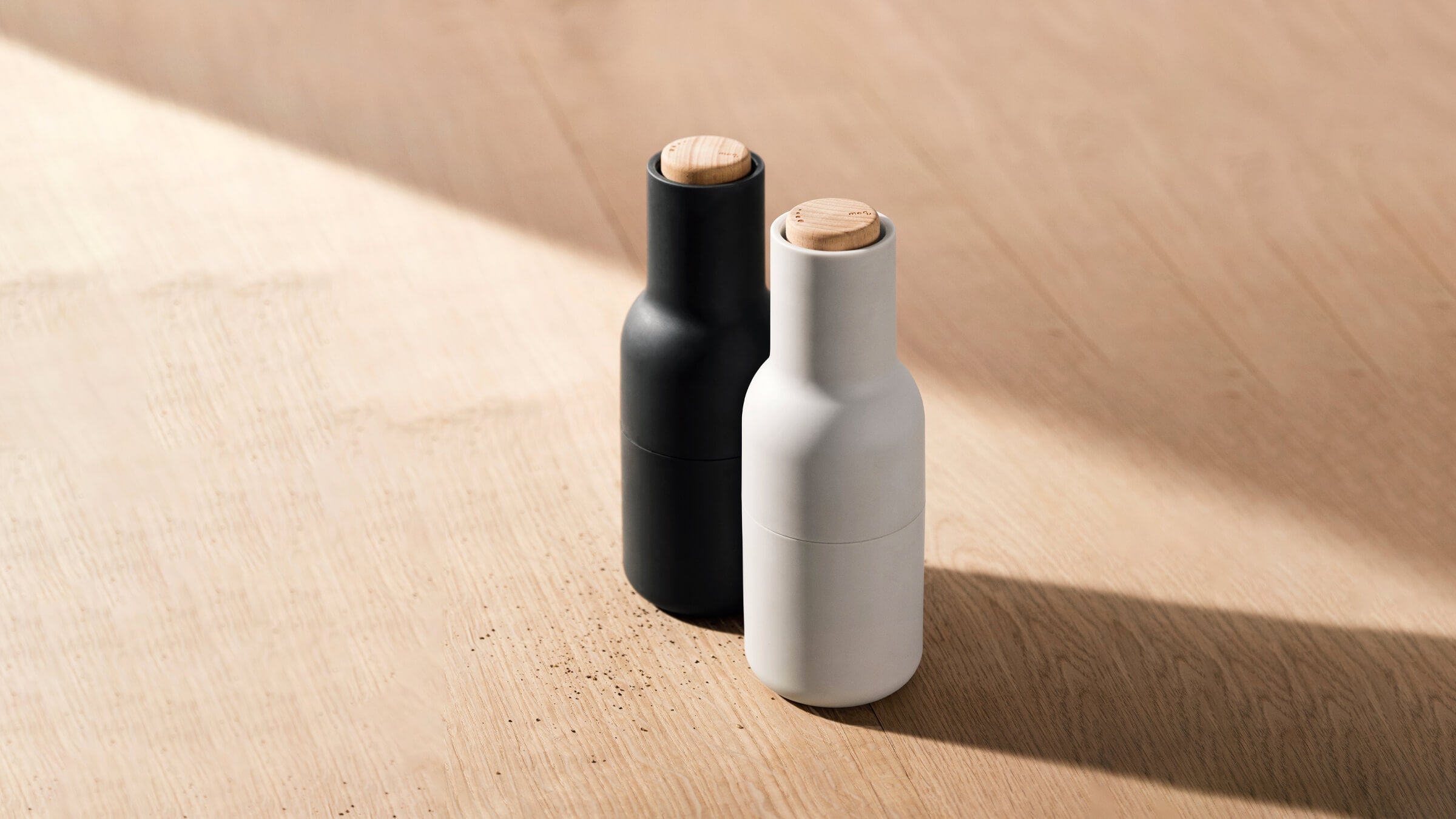 Ash Carbon with Wood Top / Desktop / WhiteMenu / Bottle Grinder Set Designed By Norm