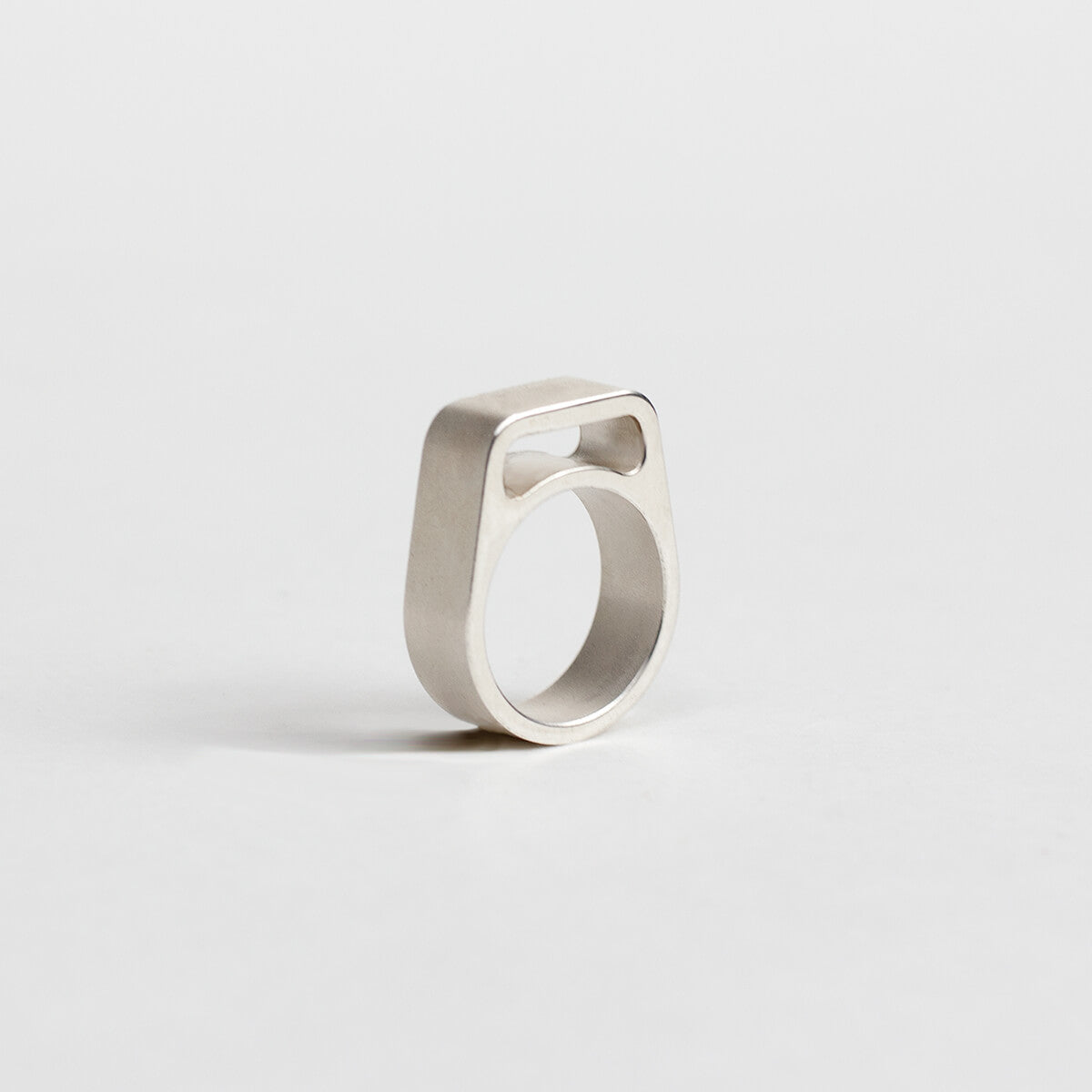 16mm - US Size 5 / Mobile / BlackMenu / Bi Ring, designed by Dick van Hoff