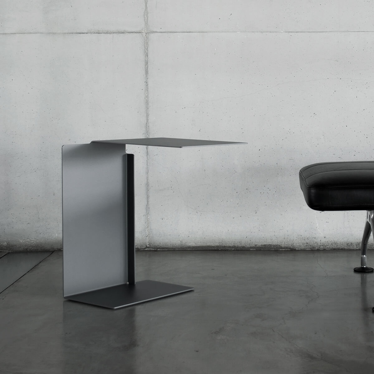Basalt Grey / Mobile / WhiteMenu / Diana B Side Table, designed by Konstantin Grcic