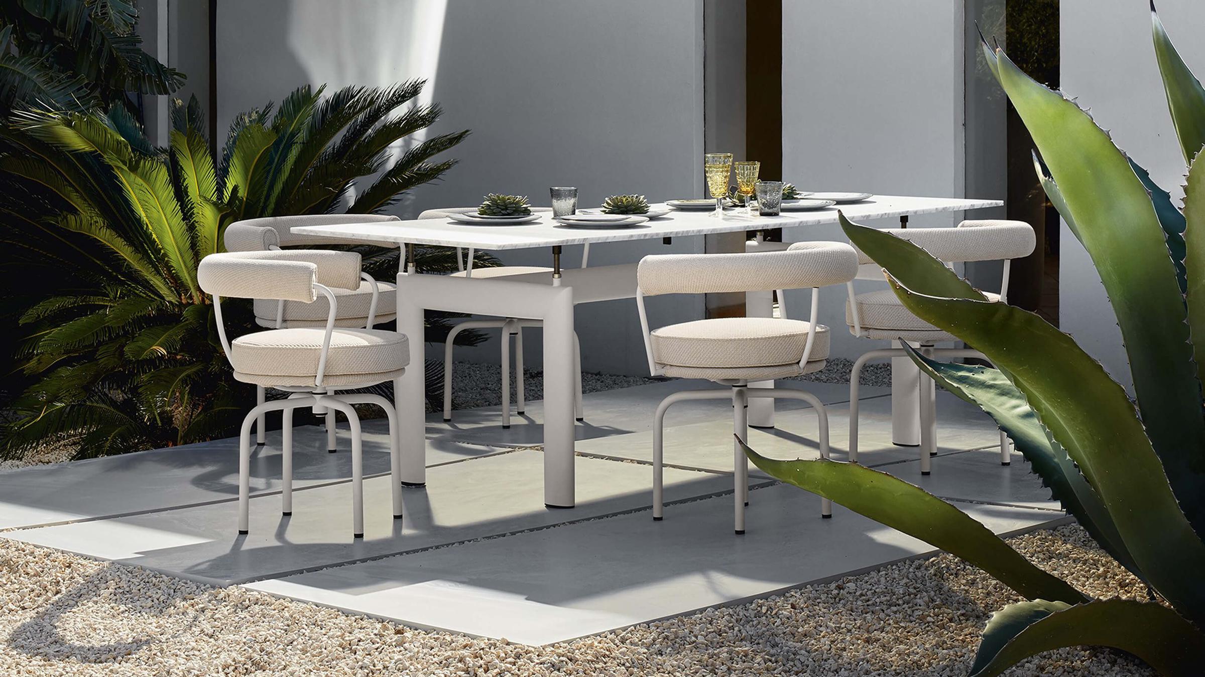 Cassina Chair LC7 Dining Chair - Outdoor