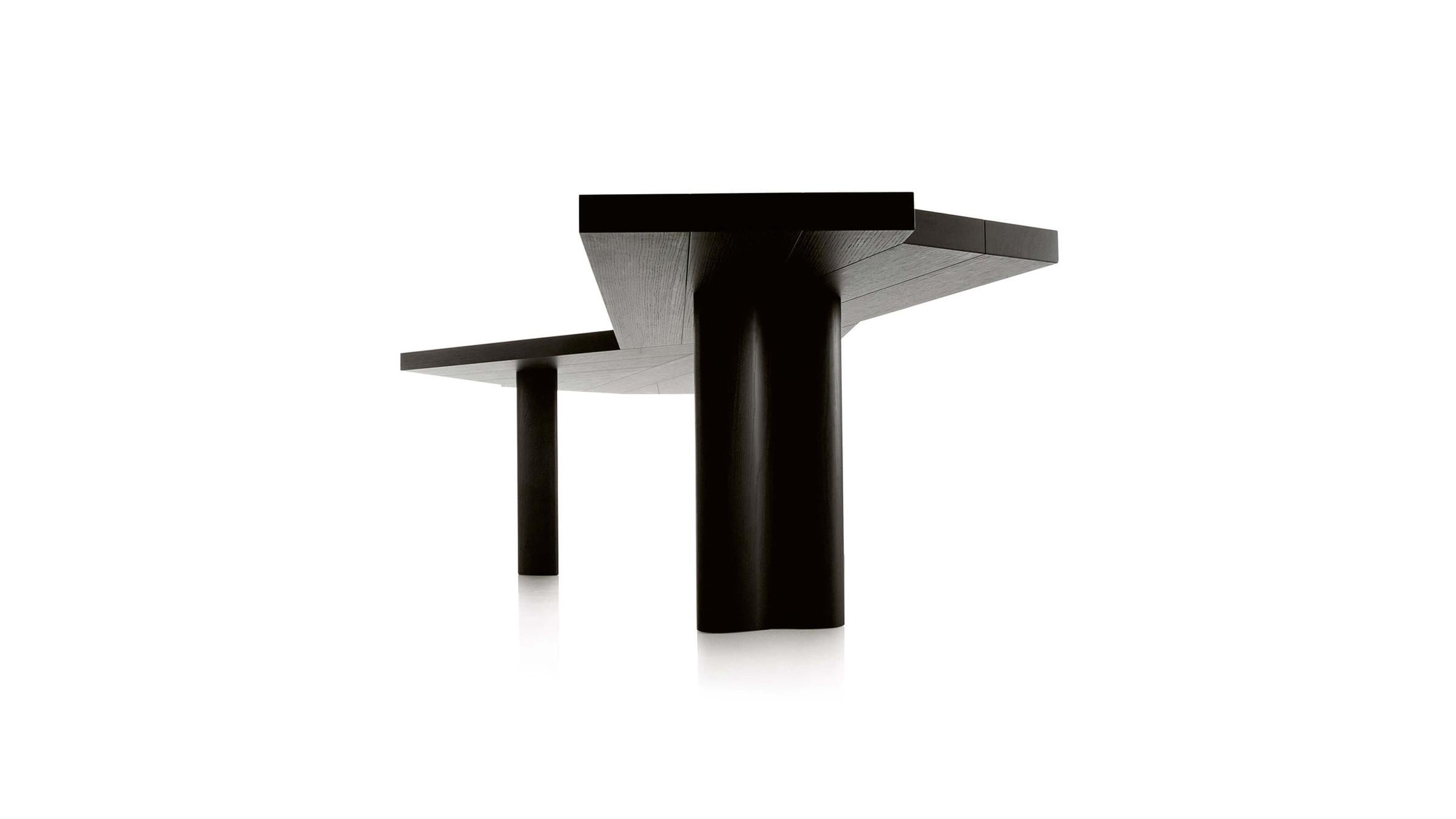 Cassina Table Ventaglio Table