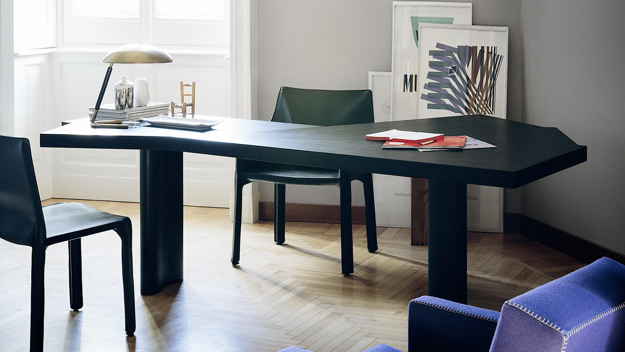 Desktop / BlackMenu / Ventaglio Table designed by Charlotte Perriand made by Cassina
