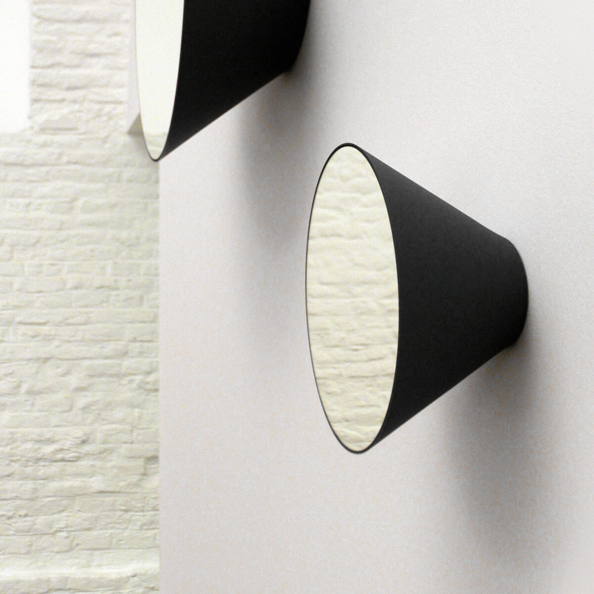 Black / Mobile / BlackMenu / Edvard Mirror, designed by Jean-François D'Or