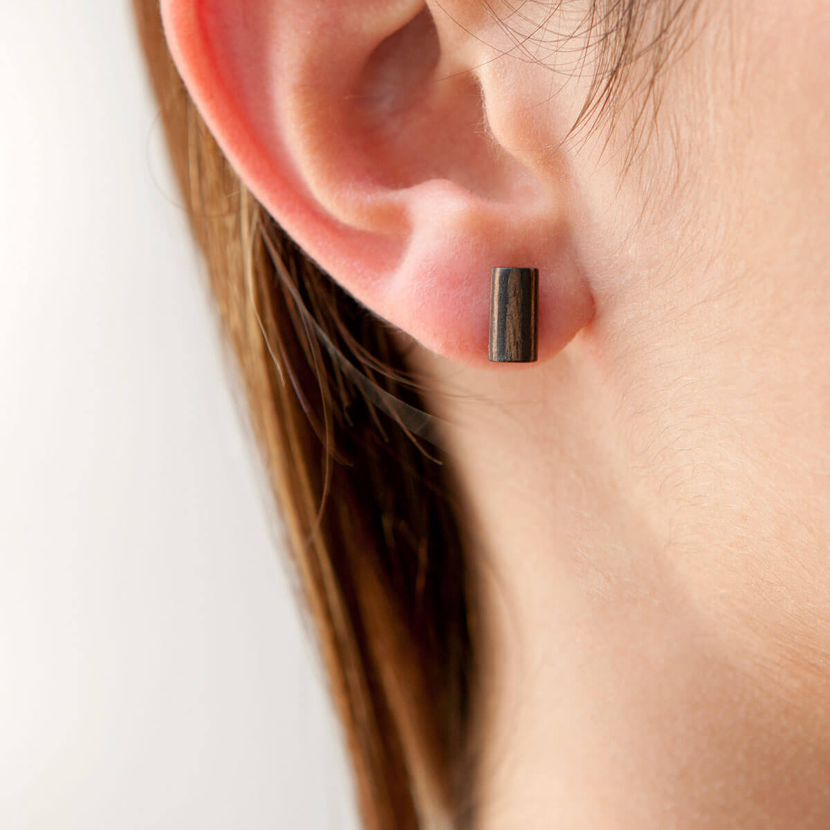 Cylinder / Walnut/Ebony / Mobile / BlackMenu / Second Life Duo Earrings, designed by Moissue