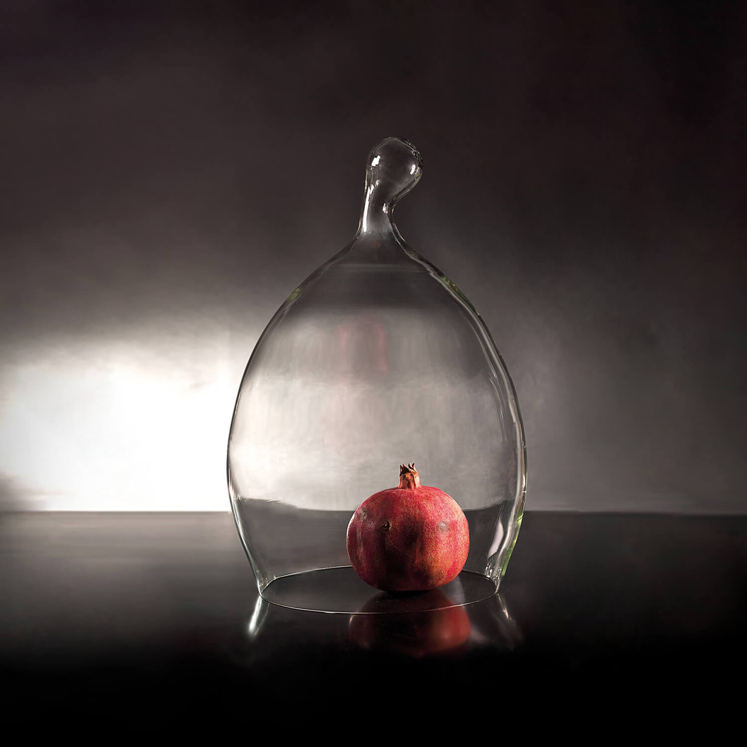 Mobile / WhiteMenu / Echoes Cloche