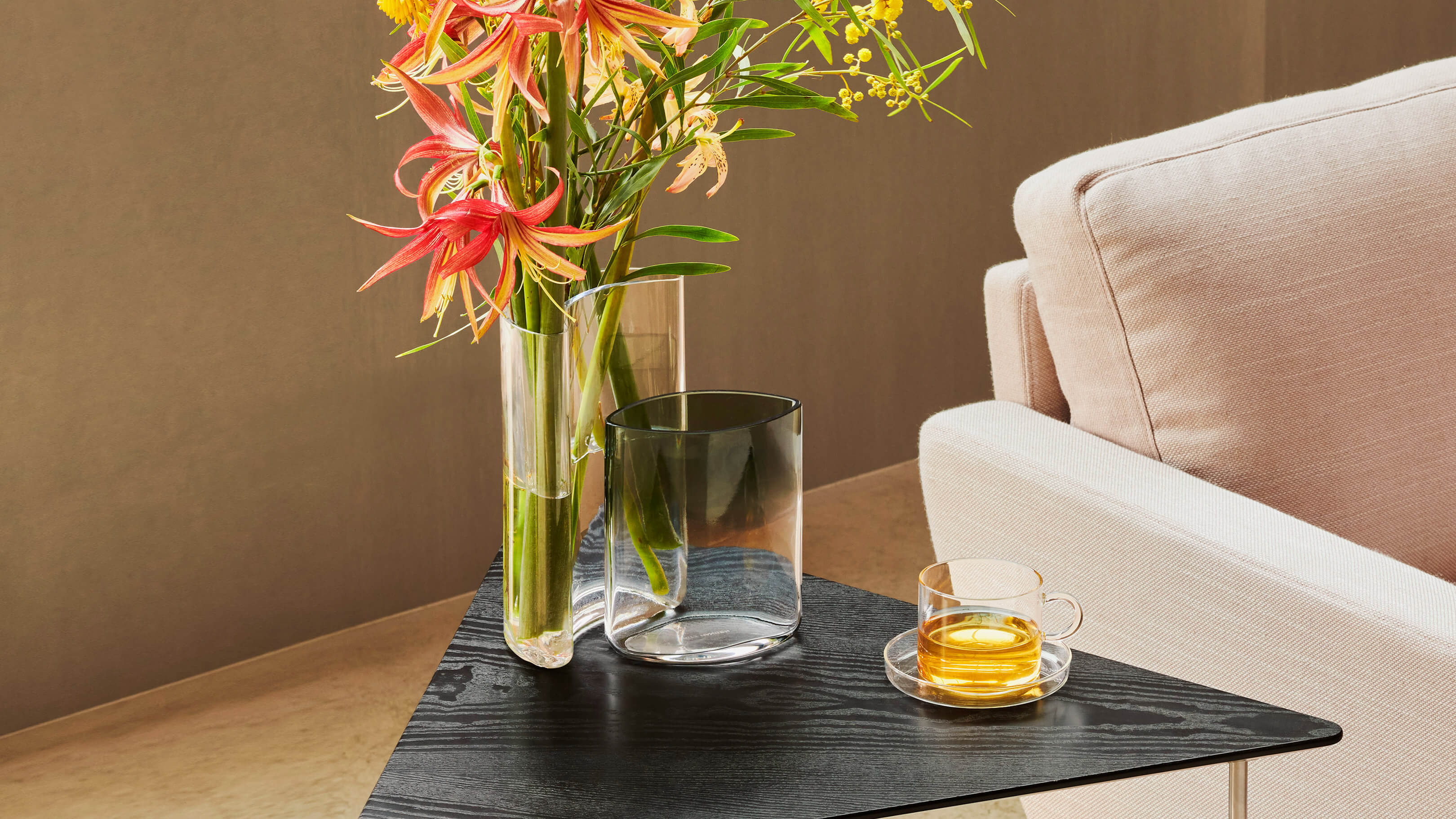 Desktop / WhiteMenu / Moon Eye Vase, designed by Grethe Meyer