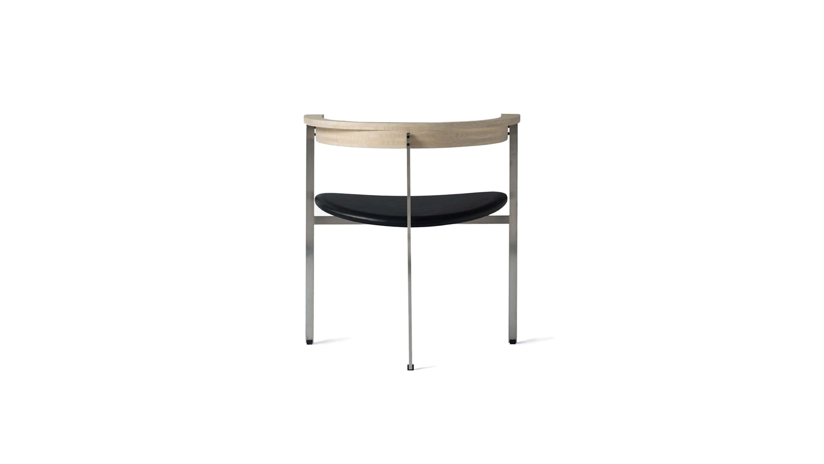 Desktop / BlackMenu / PK11 Armchair In Black Leather, designed by Poul Kjaerholm