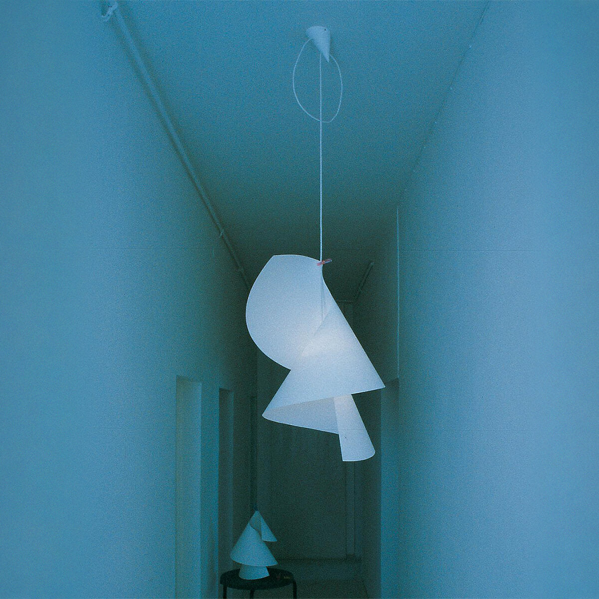 Mobile / WhiteMenu / Willydilly Pendant Lamp, designed by Ingo Maurer