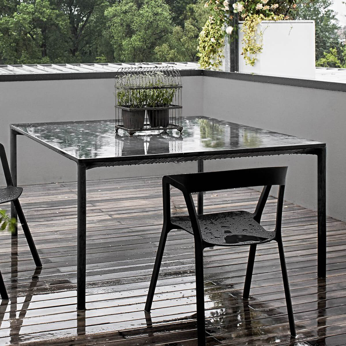 Mobile / BlackMenu / Boiacca Table, designed by LucidiPevere