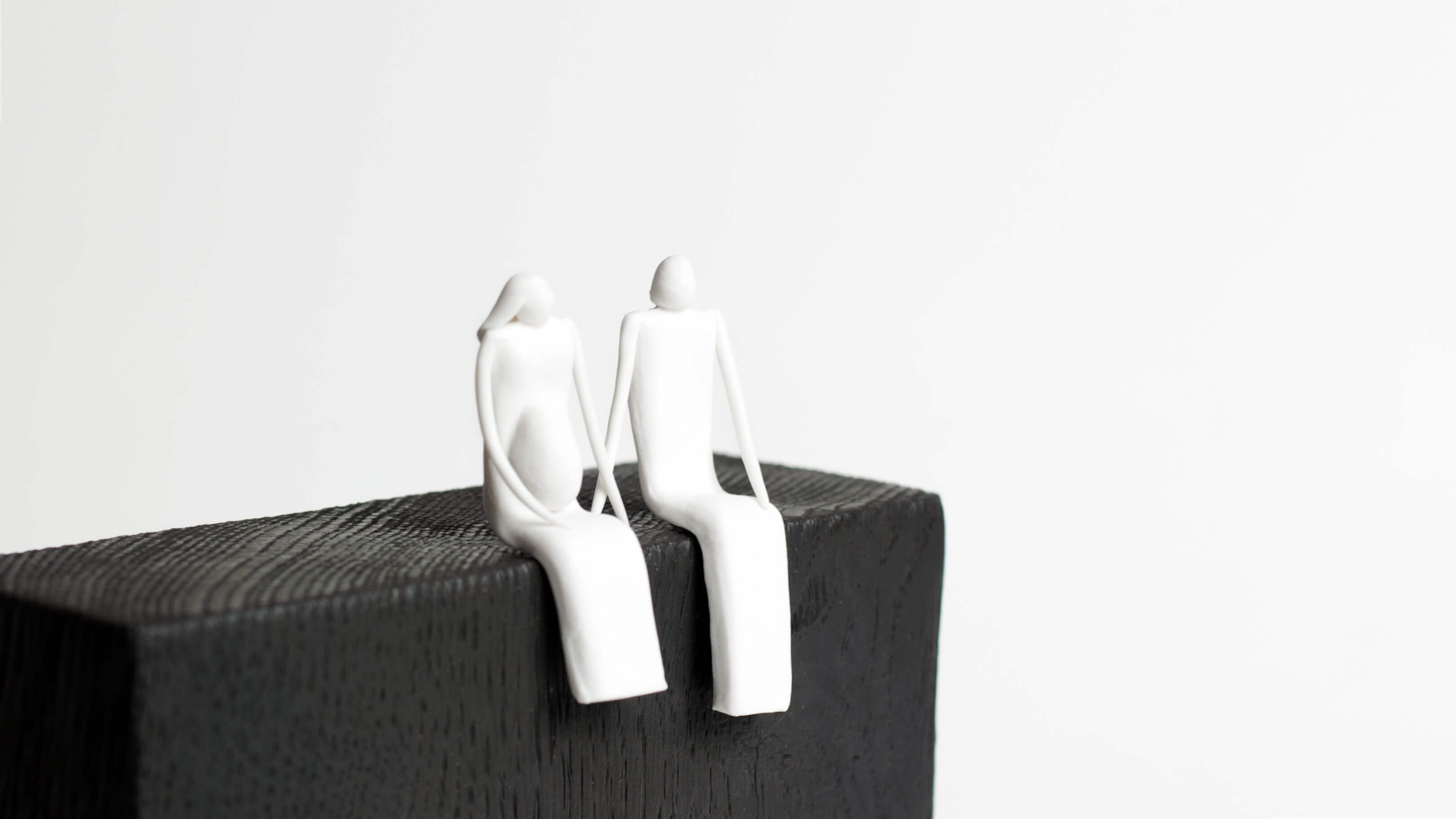 9 Mois / Desktop / BlackMenu / The Pairs Sculpture, designed by Laurent Trebout