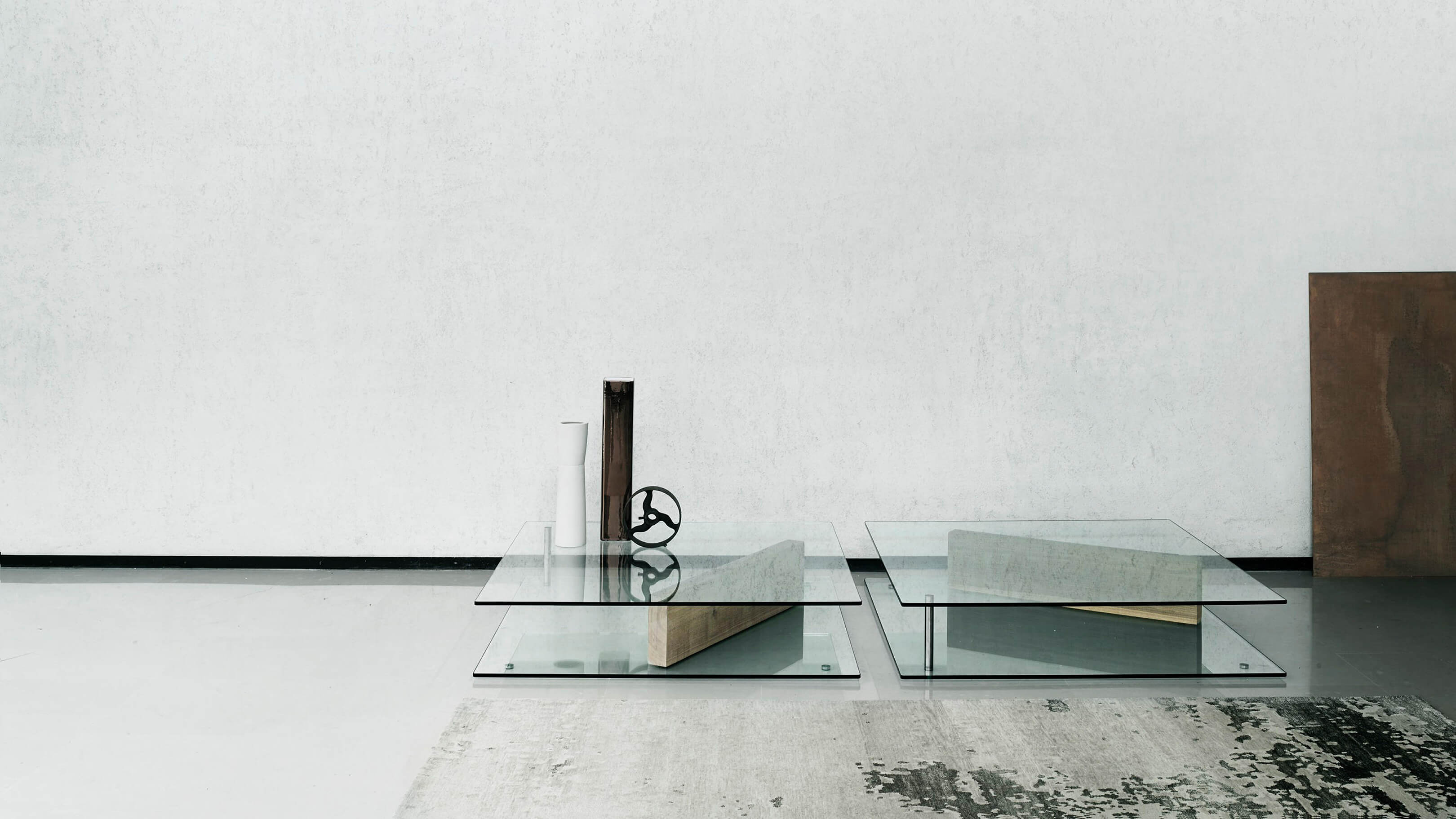 GeneralOption / Desktop / BlackMenu / Plane Coffee Table, designed by Massimo Mariani made by Living Divani