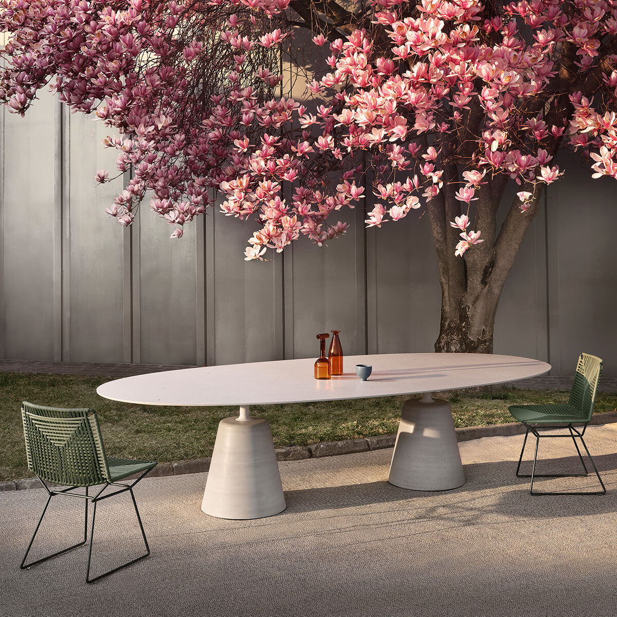 Mobile / BlackMenu / Rock Table designed by Jean-Marie Massaud