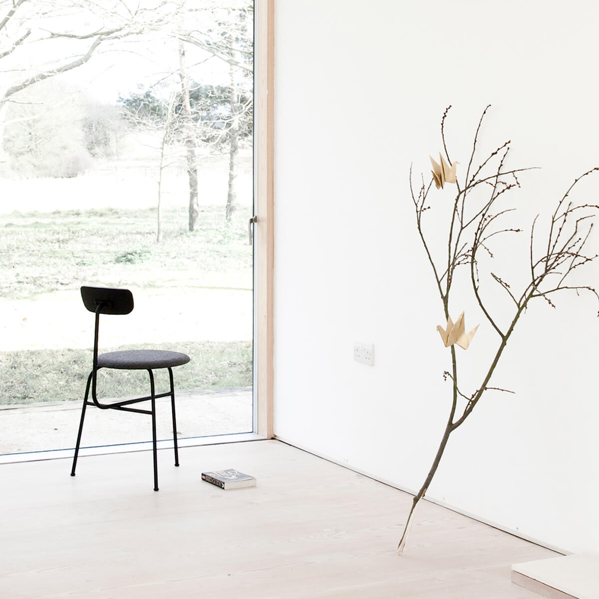Mobile / BlackMenu / Afteroom Dining Chair, designed by Hung-Ming Chen & Chen-Yen Wei