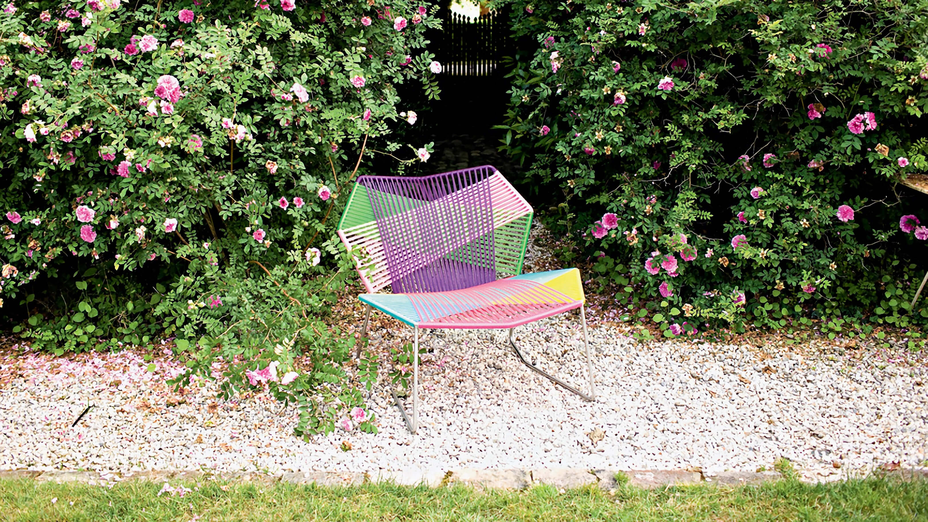 Desktop / BlackMenu / Tropicalia designed by Patricia Urquiola