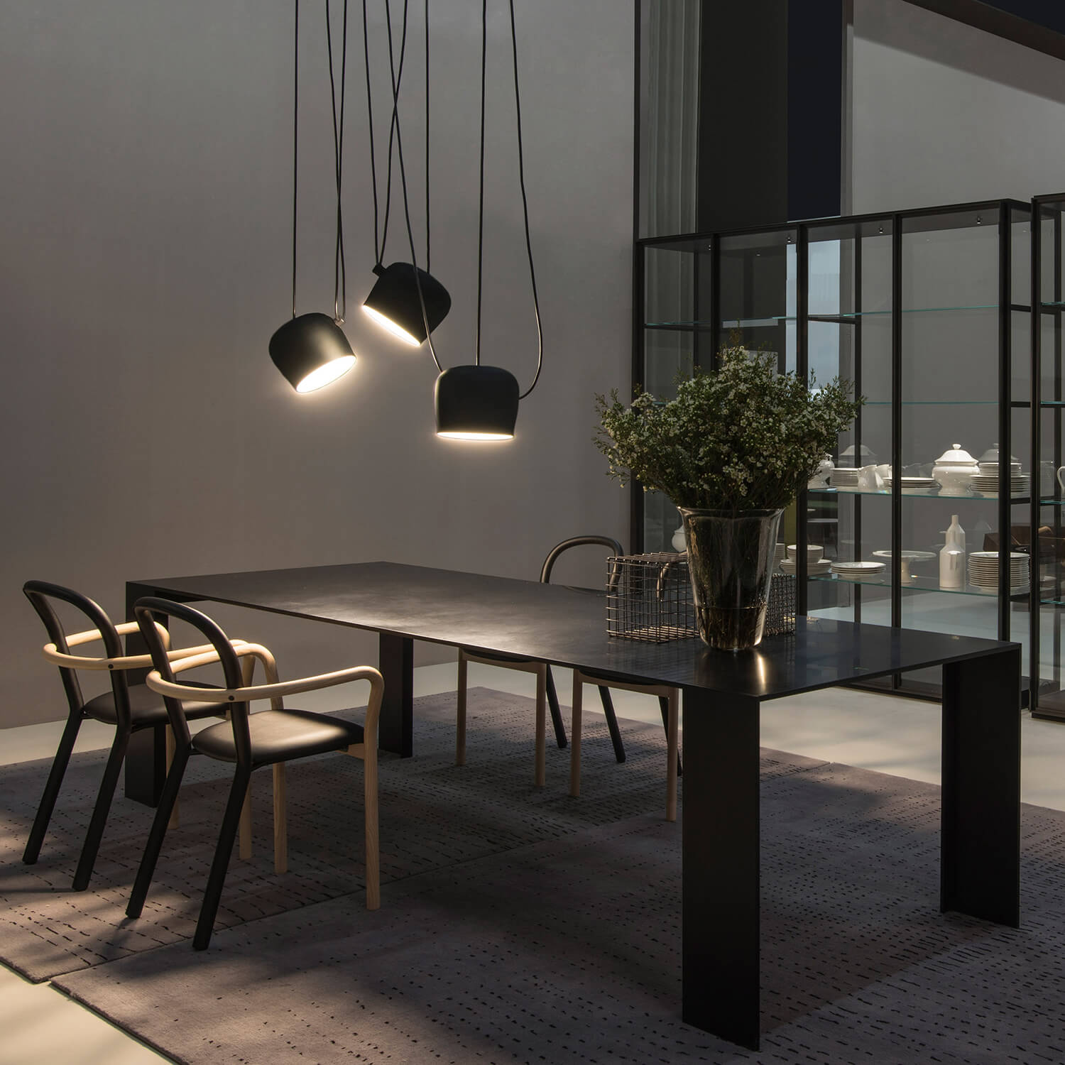 Mobile / WhiteMenu / Metallico Table, designed by Piero Lissoni