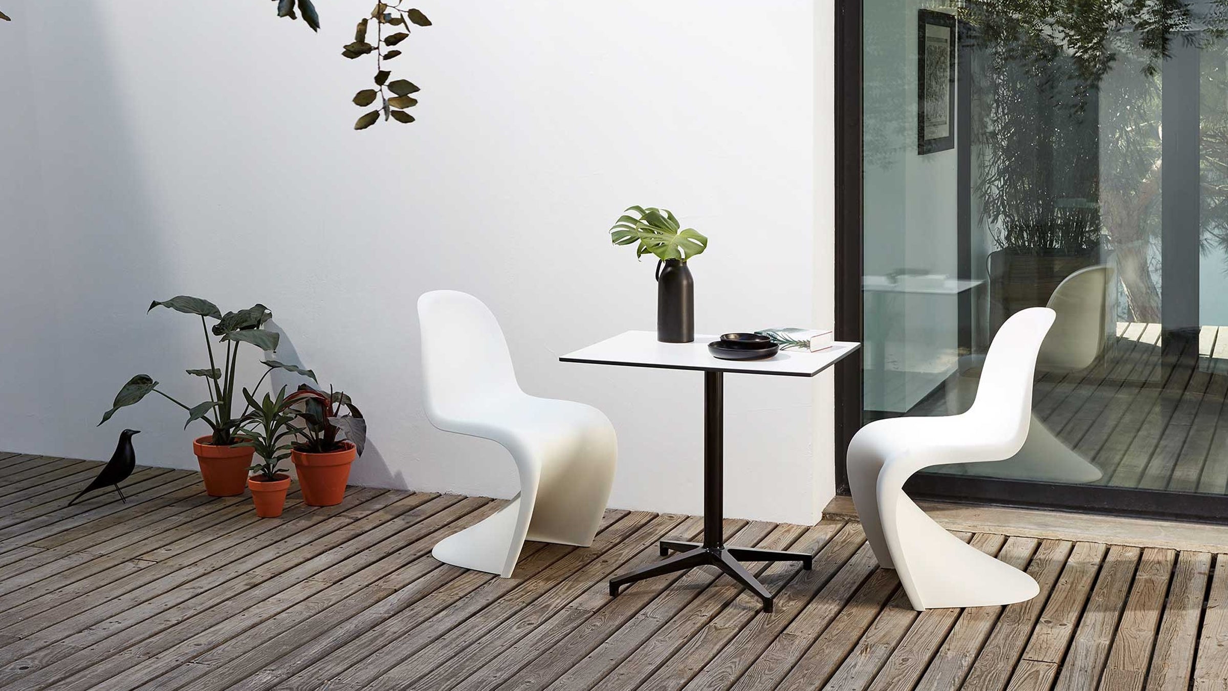 White / Desktop / Panton Chair, designed by Verner Panton made by Vitra
