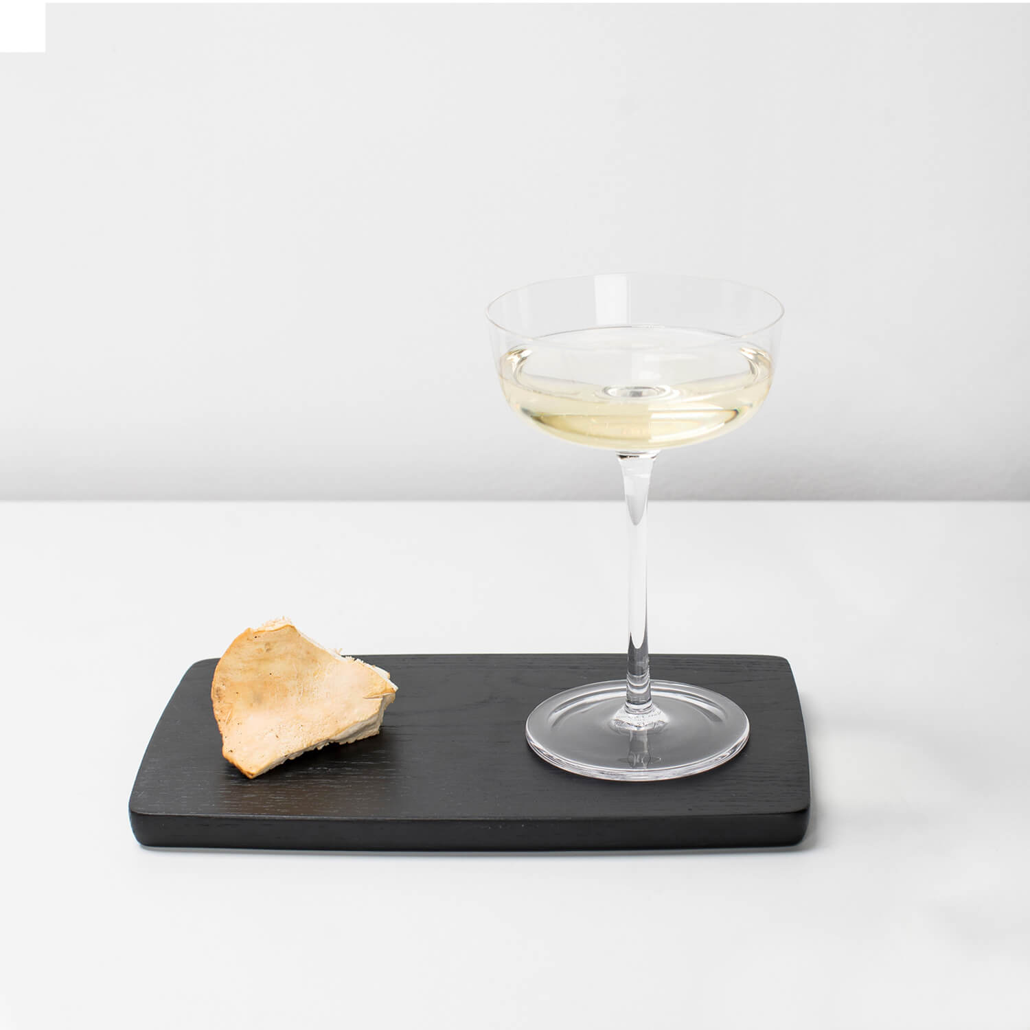 GeneralOption / Mobile / BlackMenu / Passe Partout Glassware, designed by Vincent Van Duysen