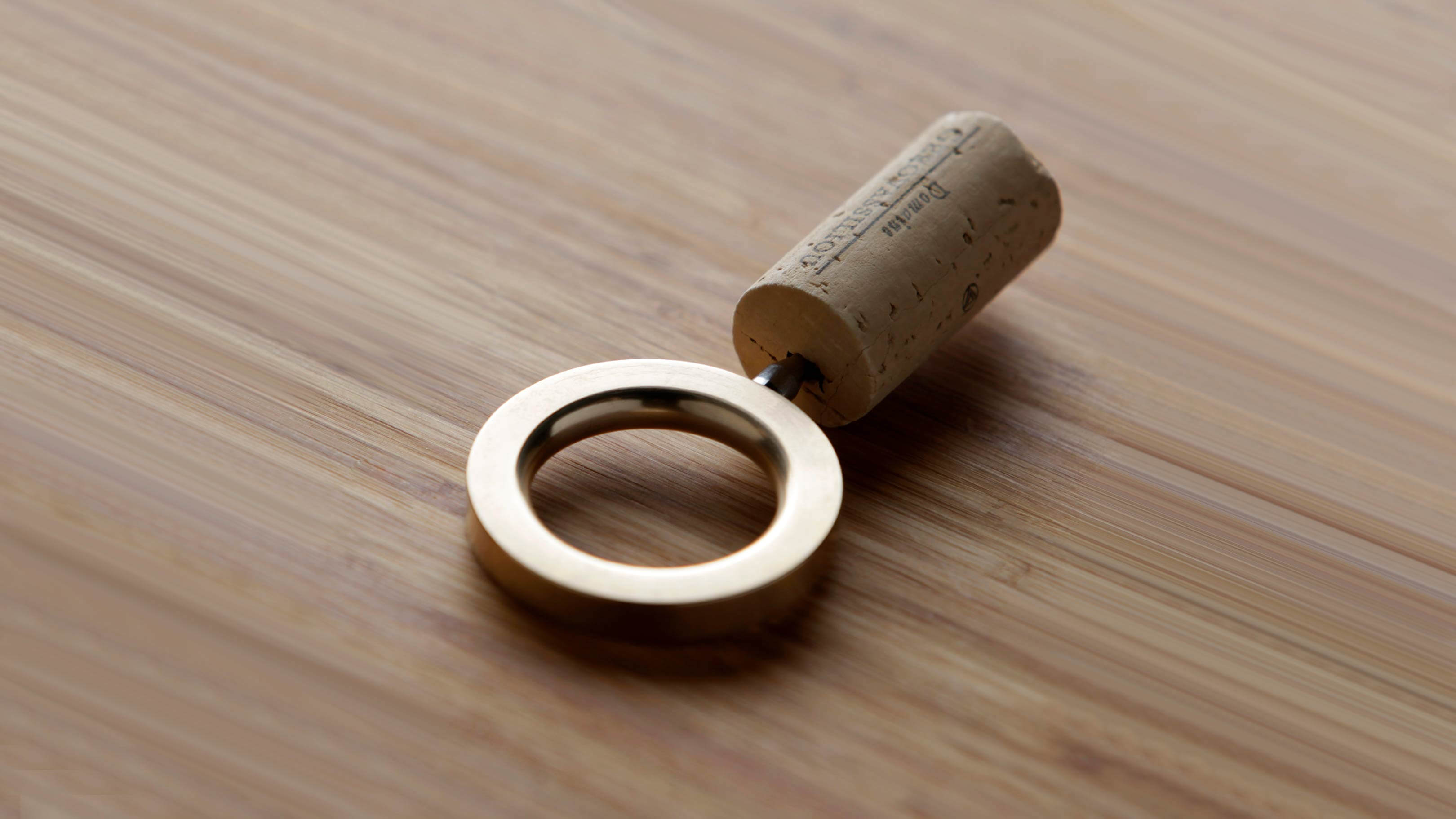 Desktop / WhiteMenu / O Wine Bottle Opener, designed by Athanasios Babalis