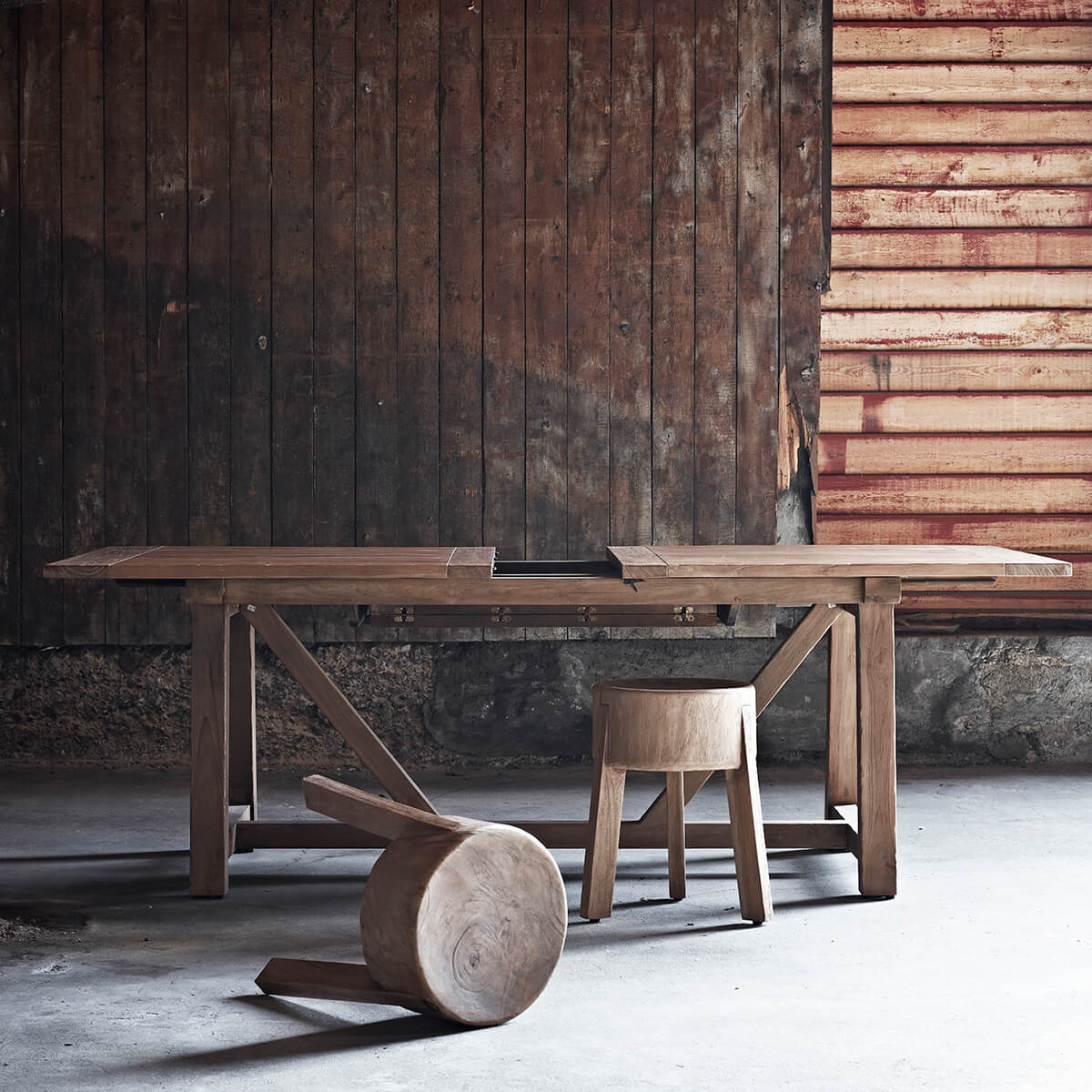 Mobile / WhiteMenu / Roger Stool, designed by Sika Design