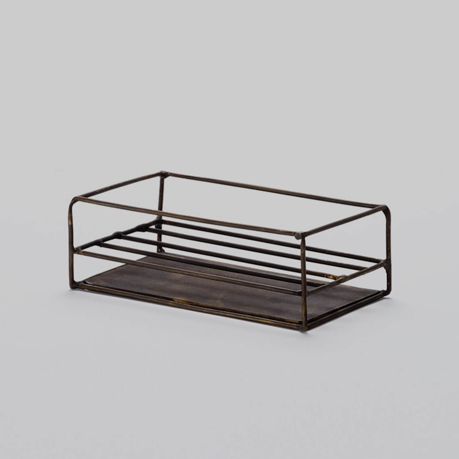 Mobile / BlackMenu / PLAT-EAU Bath Trio, designed by Silvia Fanticelli