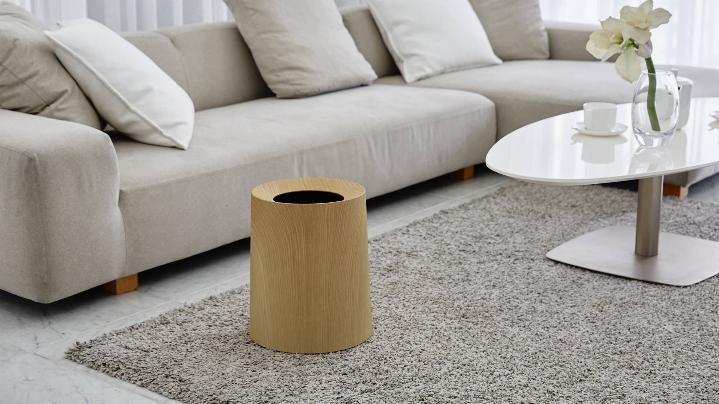 Oakwood / Desktop / WhiteMenu / Tubelor Homme Trash Bin, designed by Idea Co