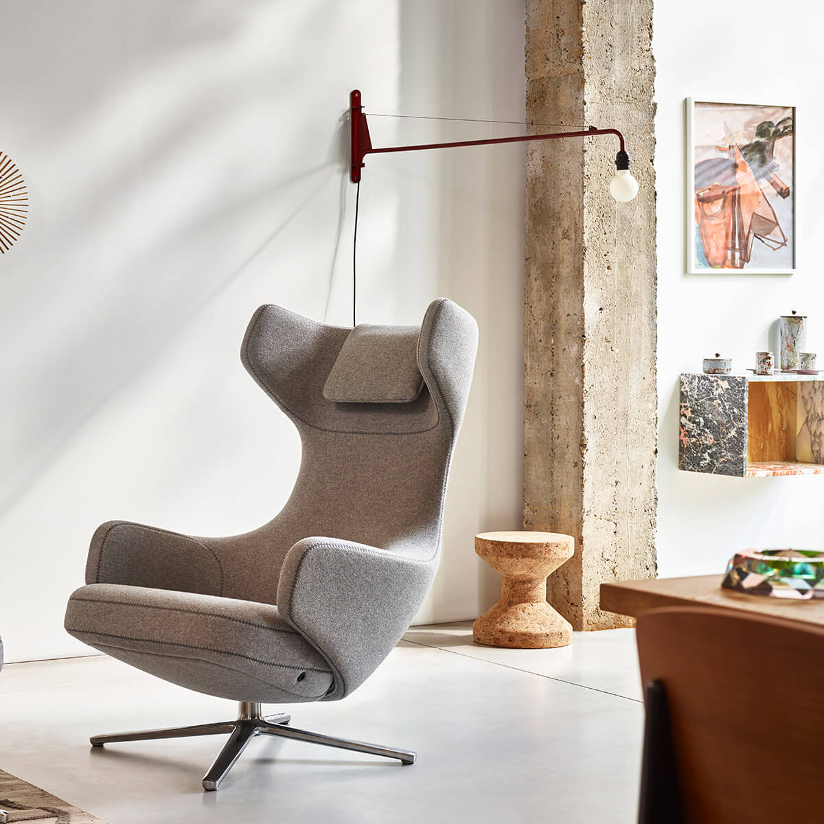 Japanese Red / Mobile / BlackMenu / Petite Potence made by Vitra