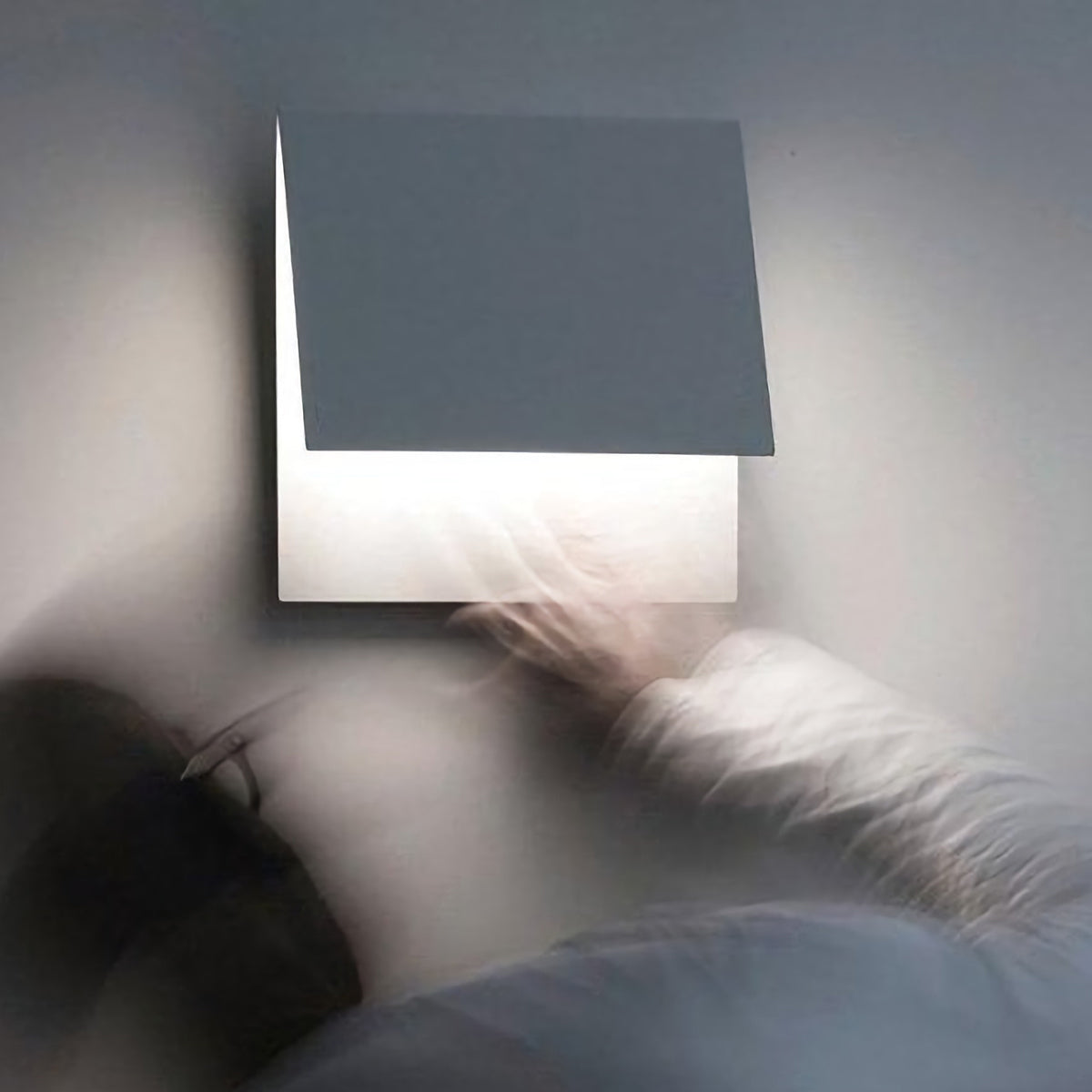 Mobile / WhiteMenu / Folder LED Wall, designed by 967 Design