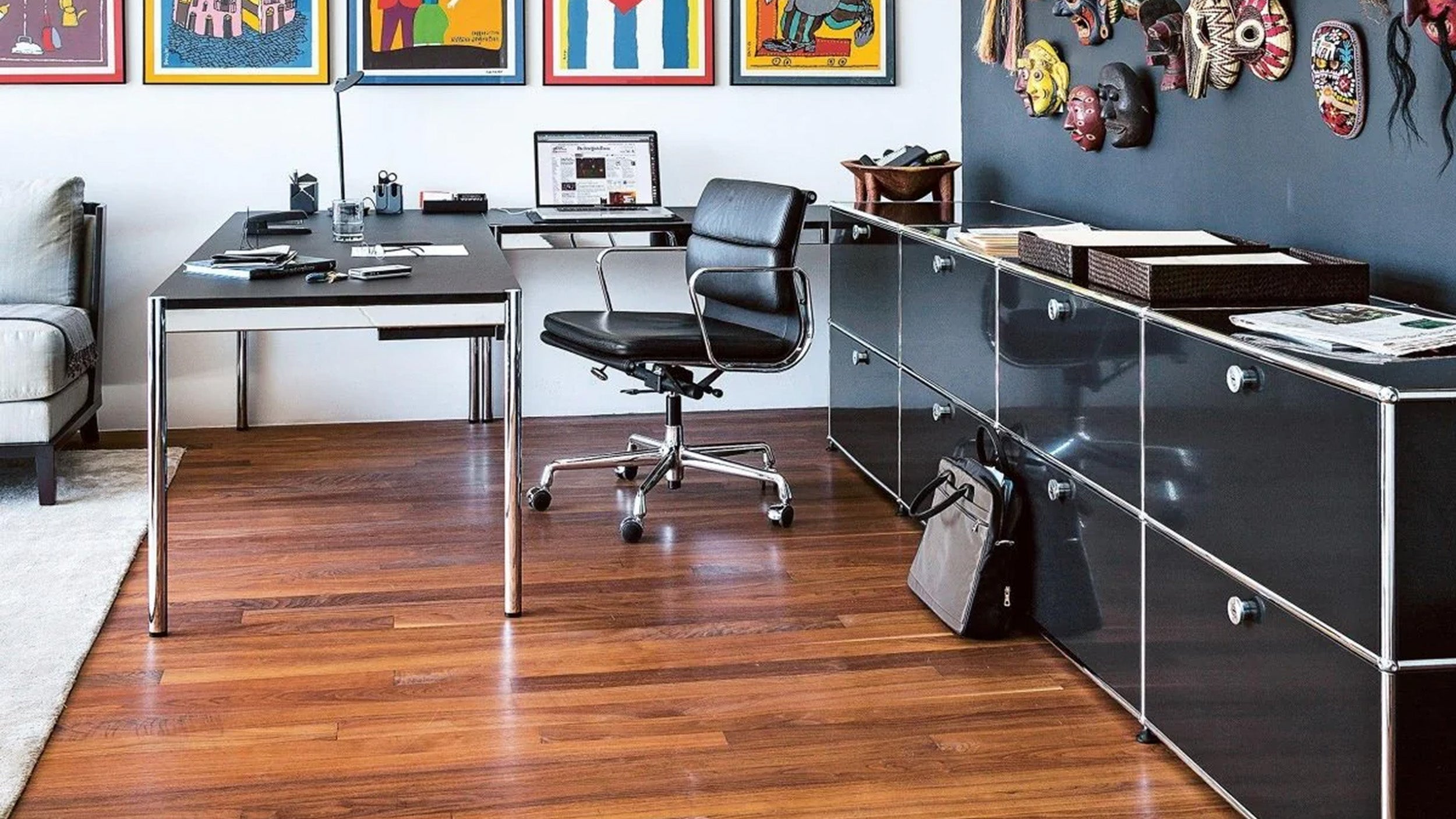 Modern Office Furniture & Decor