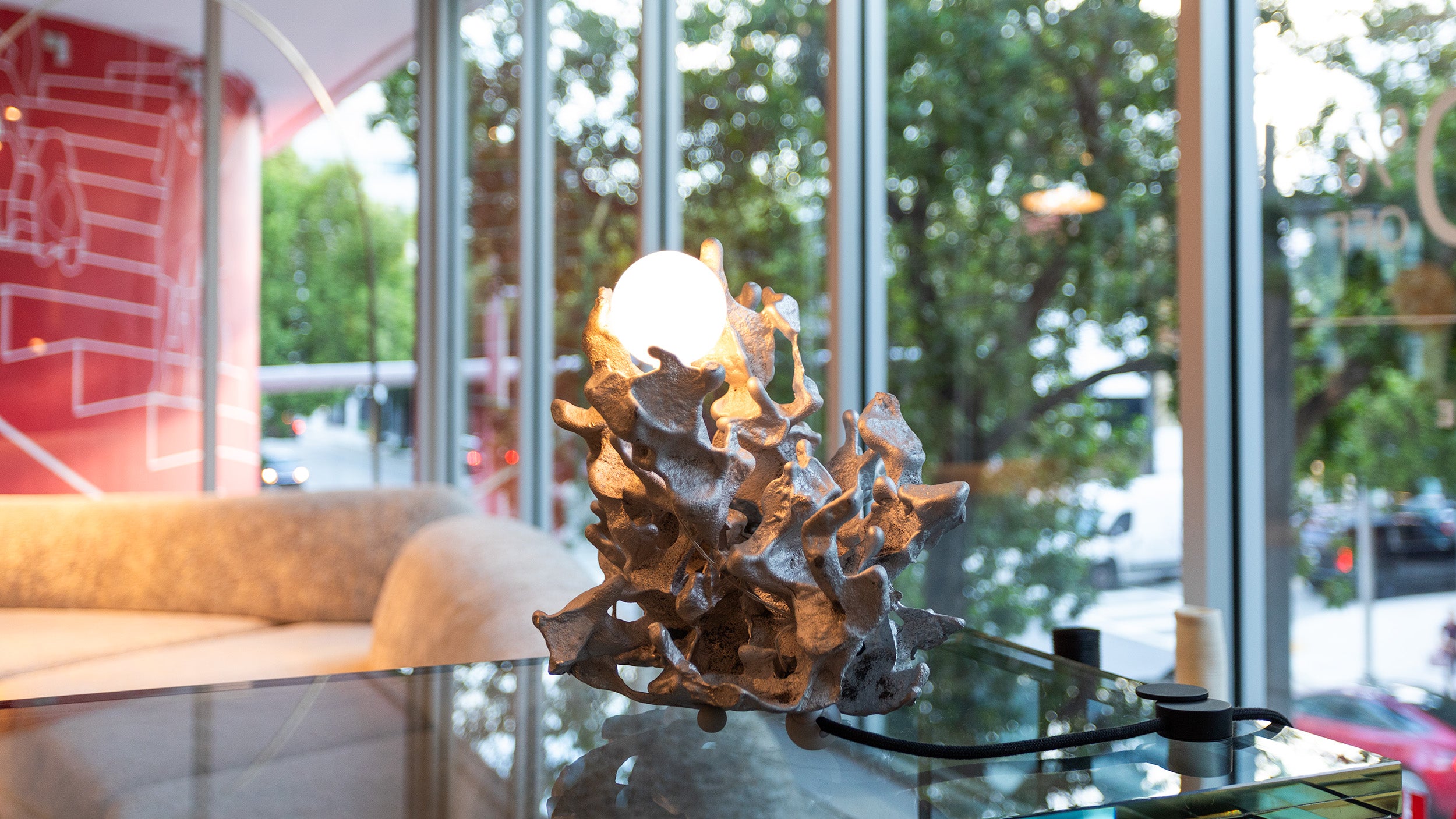 Desktop / 44t Table Lamp, designed by Omer Arbel for Bocci