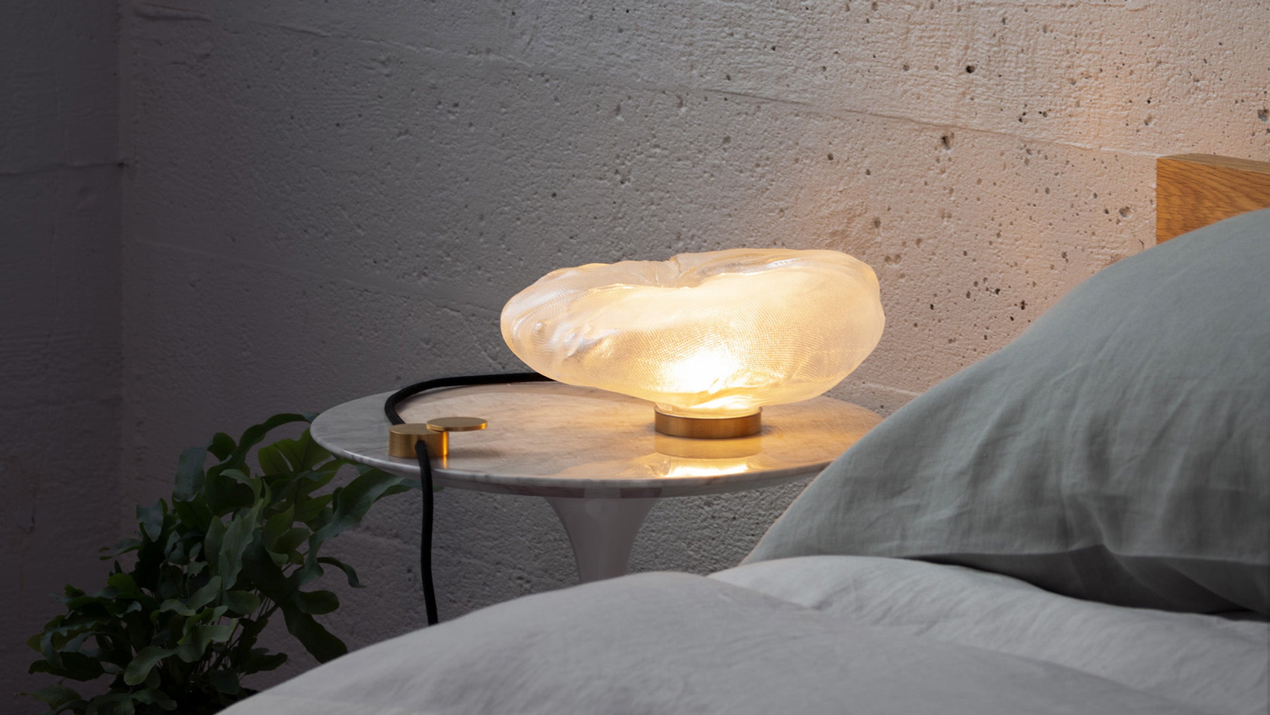 Clear / Desktop / 73t Table Lamp, designed by Omer Arbel for Bocci
