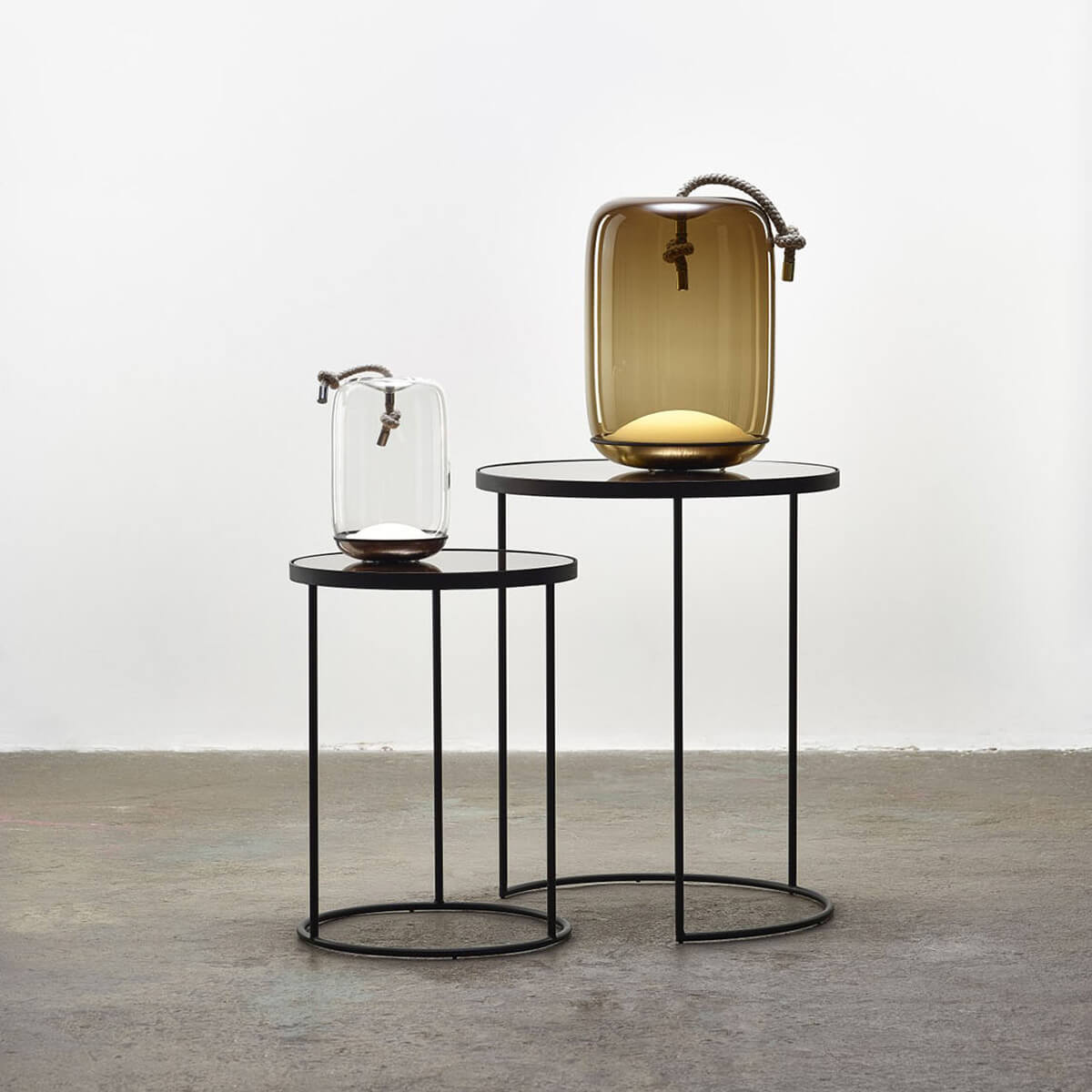 Mobile / WhiteMenu / Knot Table Battery, designed by Chiaramonte Marin