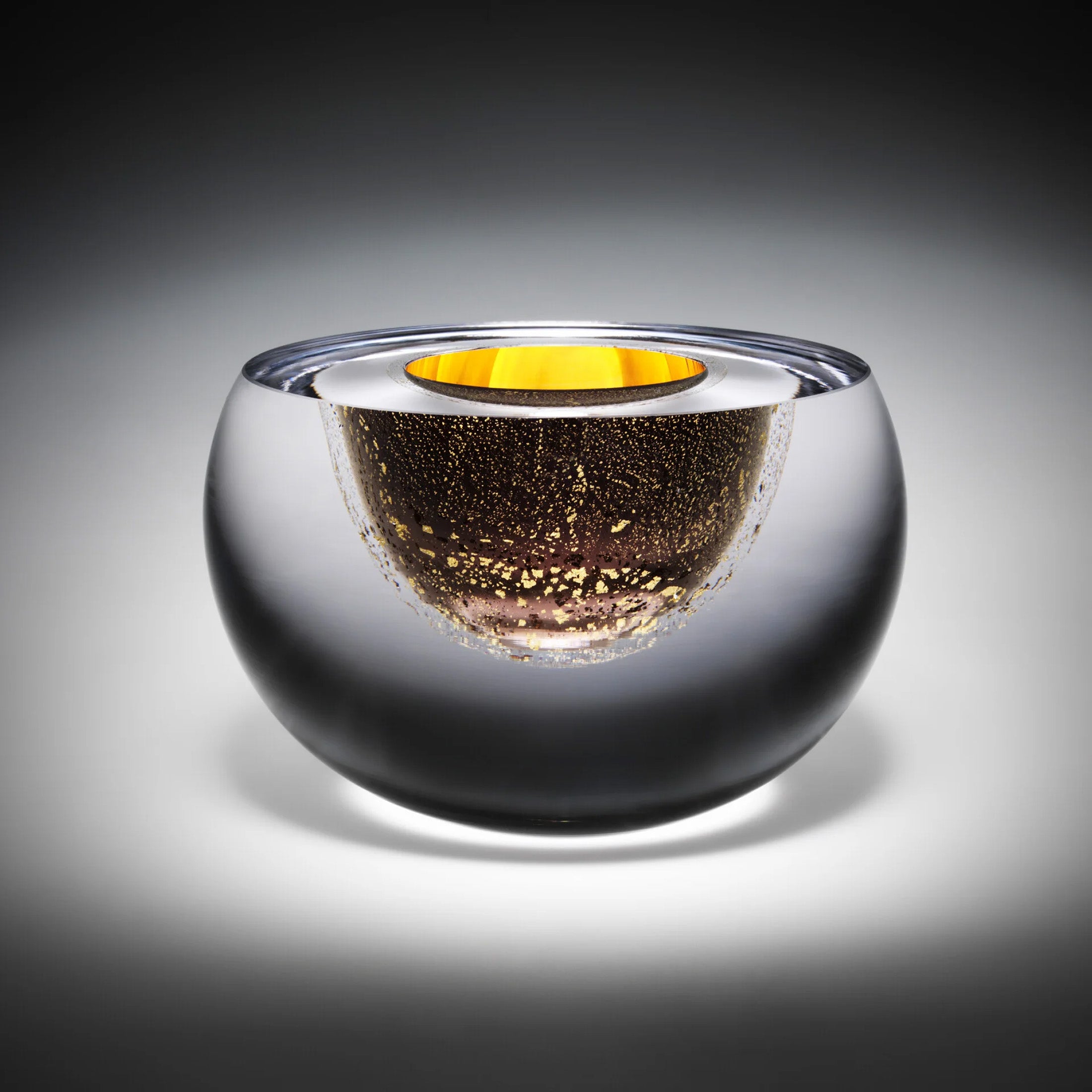Small / Mobile / Baby Zlata Vase, designed by Anna Torfs