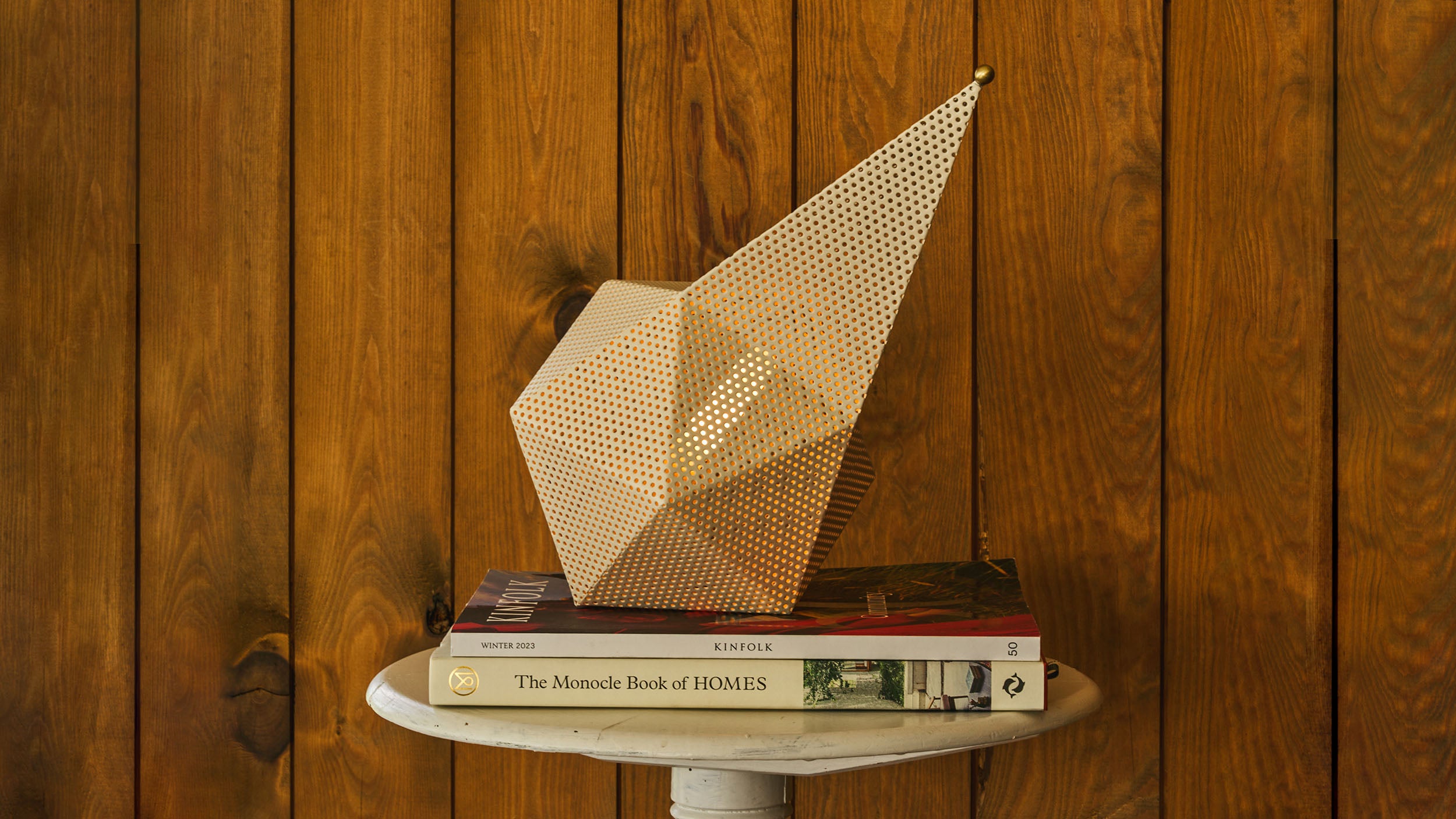 White / Desktop / Bagdad Portable Lamp, designed by Bagdad for Gubi