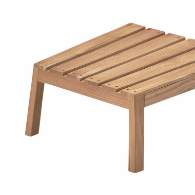 Fritz Hansen Between Lines Deck Stool by Stine Weigelt. A wooden table with parallel slats and sturdy legs.